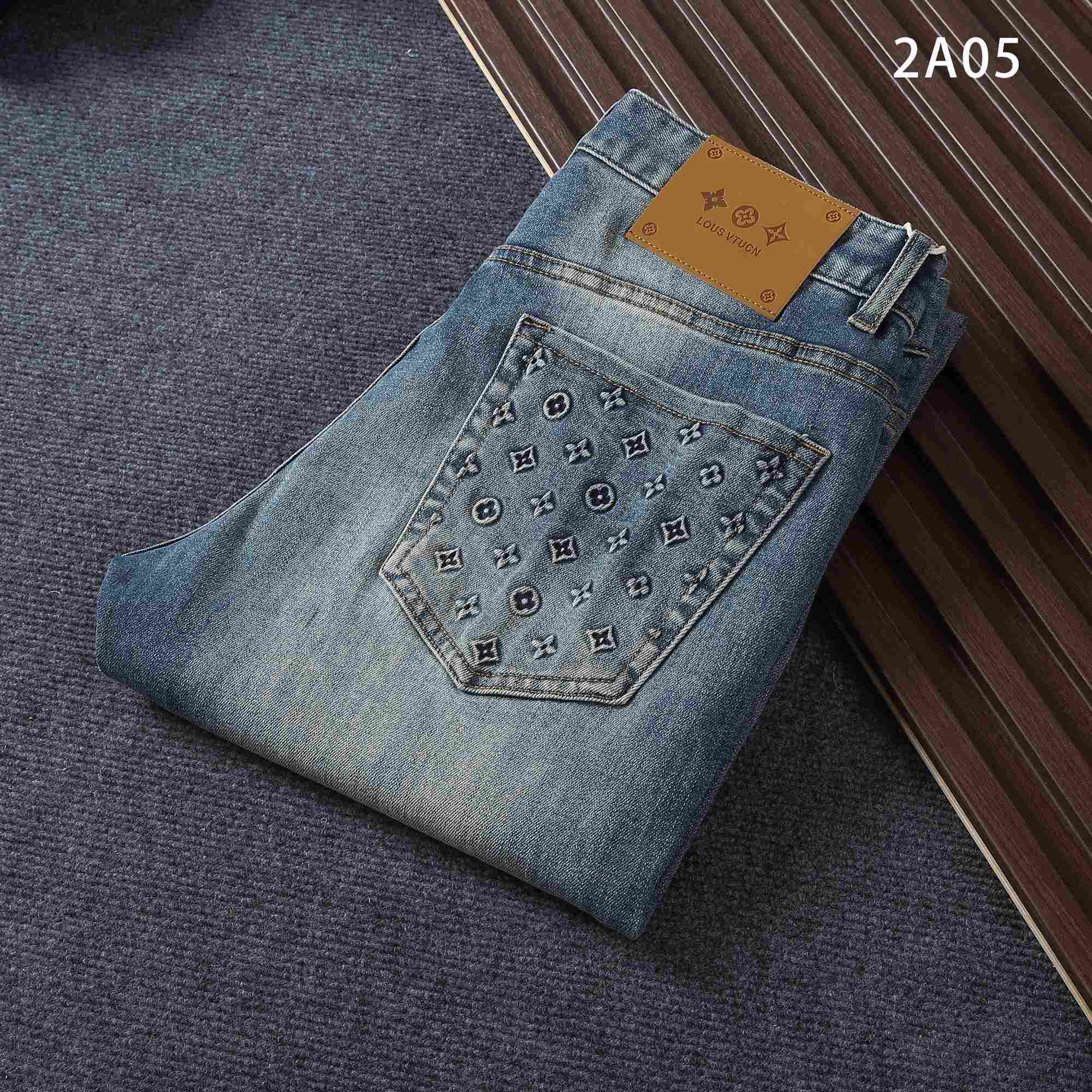 Louis Vuitton Jeans - EUR FASHION