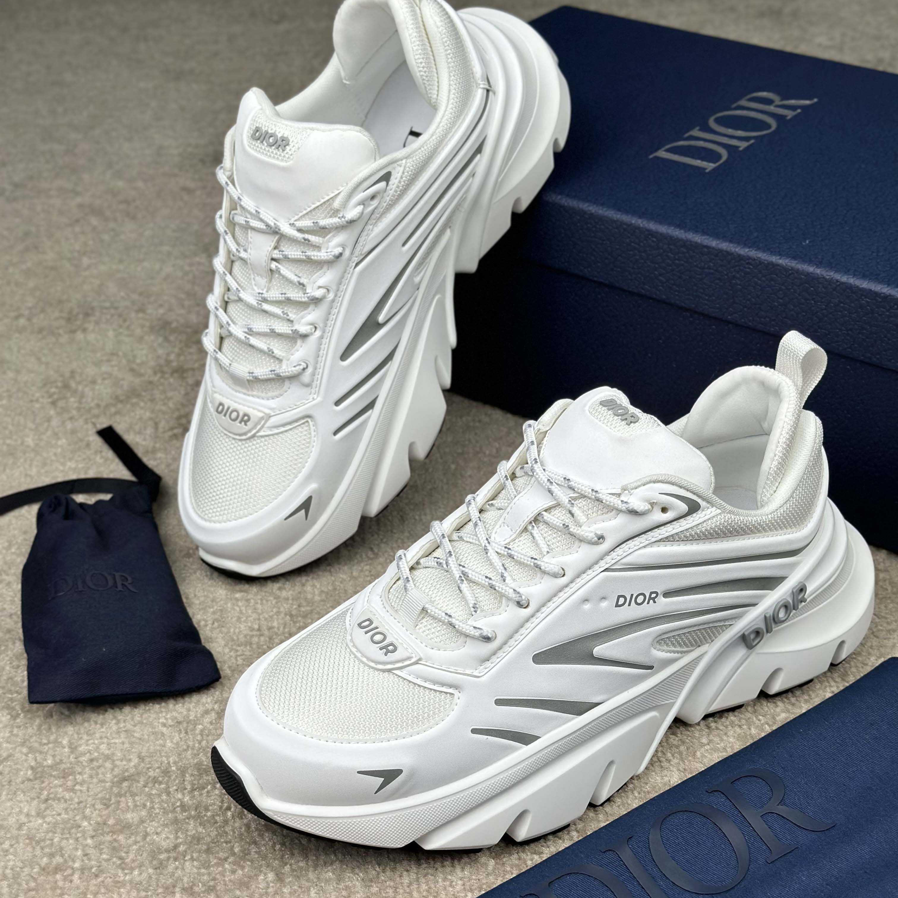 Dior B44 Blade Sneaker  - EUR FASHION