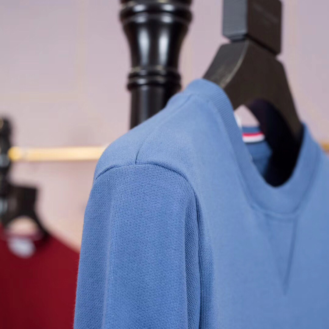 Thom Browne Stripe Sleeve Sweatshirt    TB22 - EUR FASHION