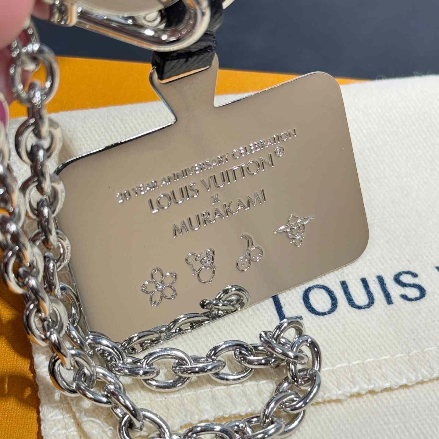 Louis Vuitton Monogram Phone Holder   - EUR FASHION