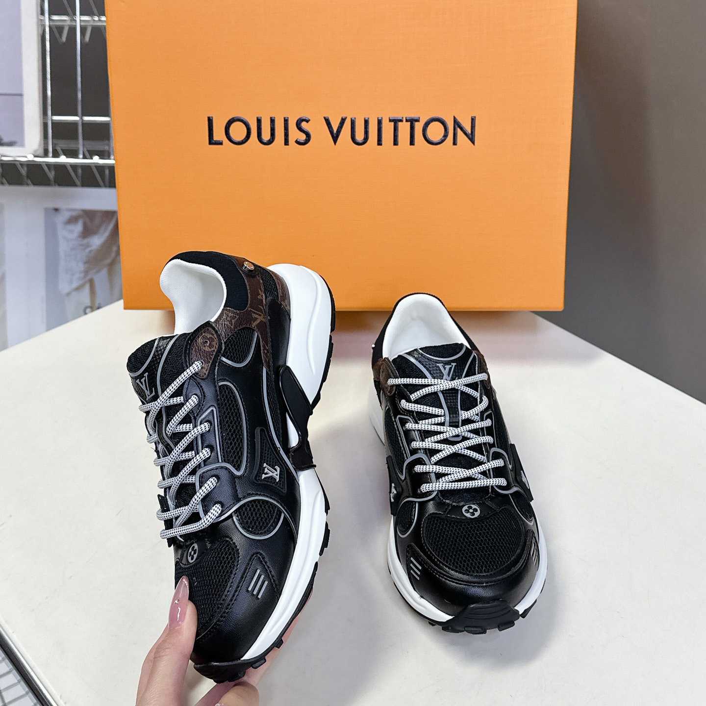 Louis Vuitton LV Olympia Sneaker   1AHOFD - EUR FASHION