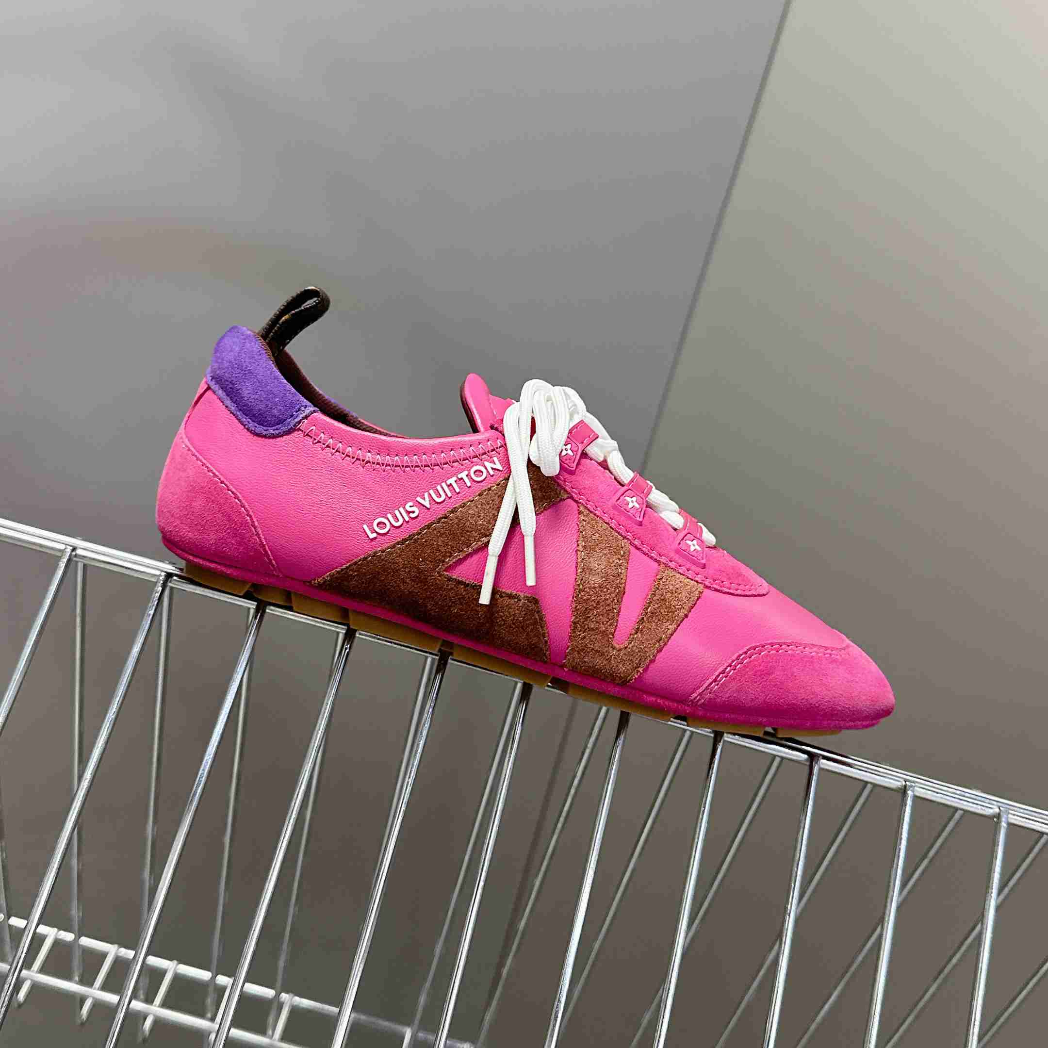Louis Vuitton LV Sneakerina   1AHNEI - EUR FASHION
