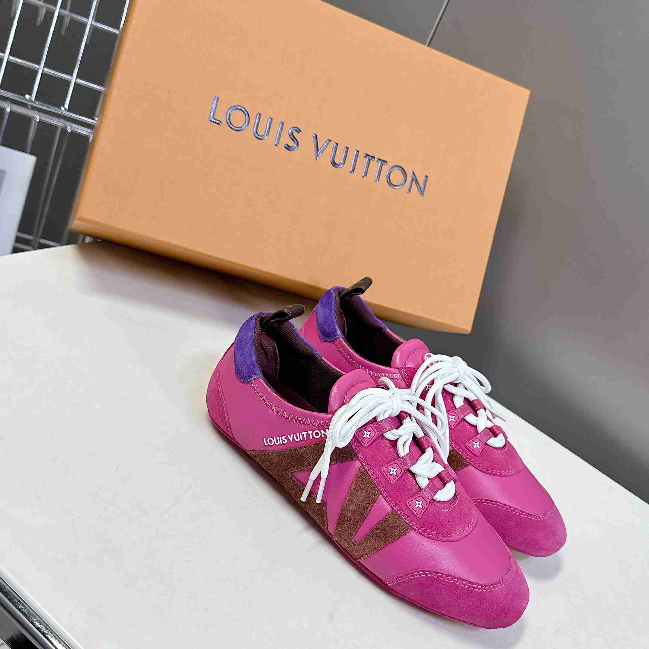  - EUR FASHION
