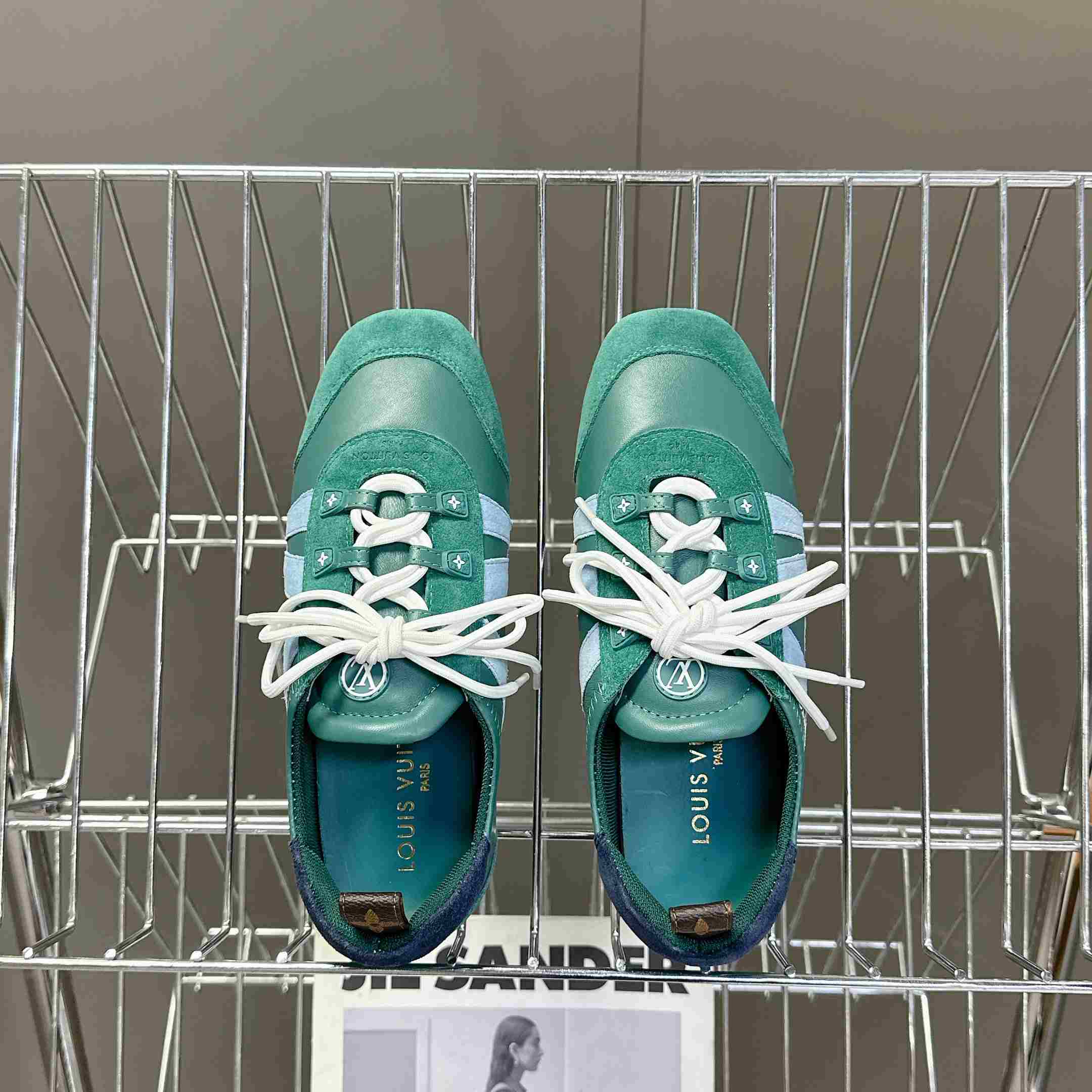 Louis Vuitton LV Sneakerina   1AHNE2 - EUR FASHION