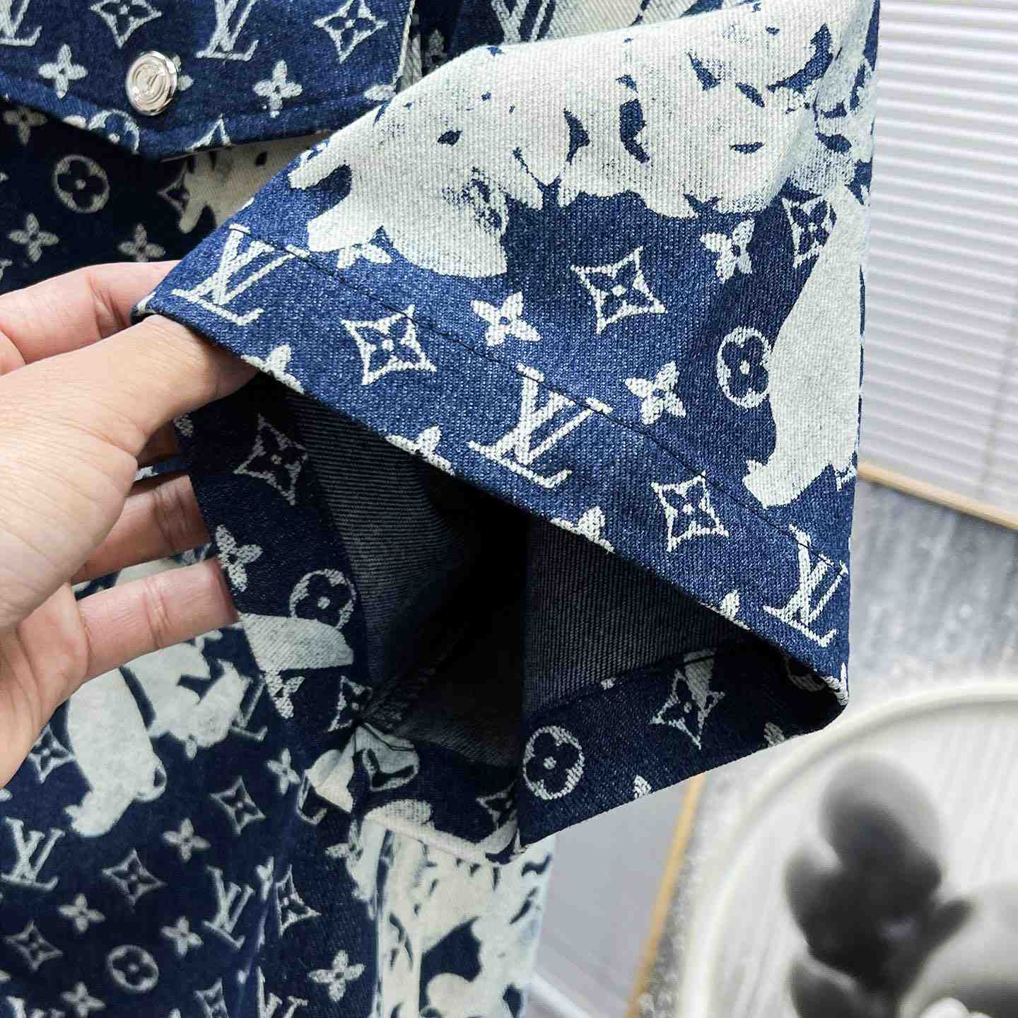 Louis Vuitton Monogram Bandana Shortsleeve Shirt  - EUR FASHION
