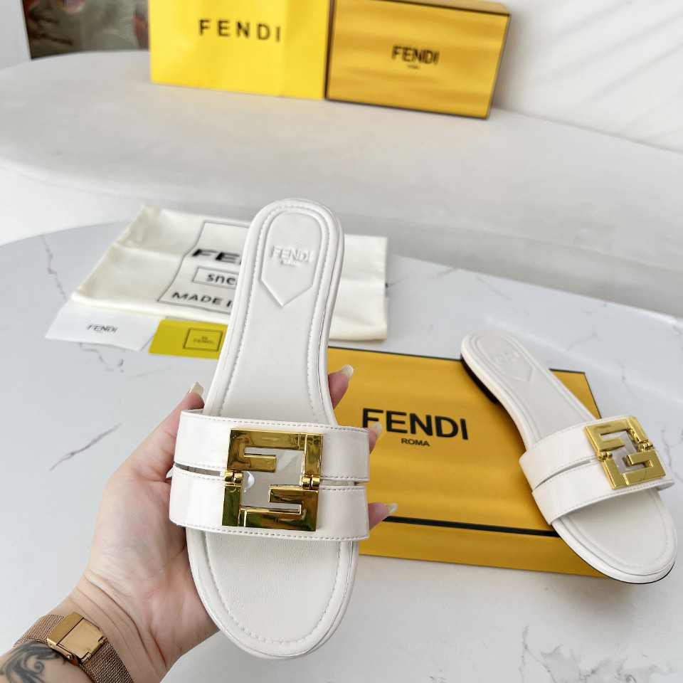 Fendi FFold White Leather Sandals - EUR FASHION