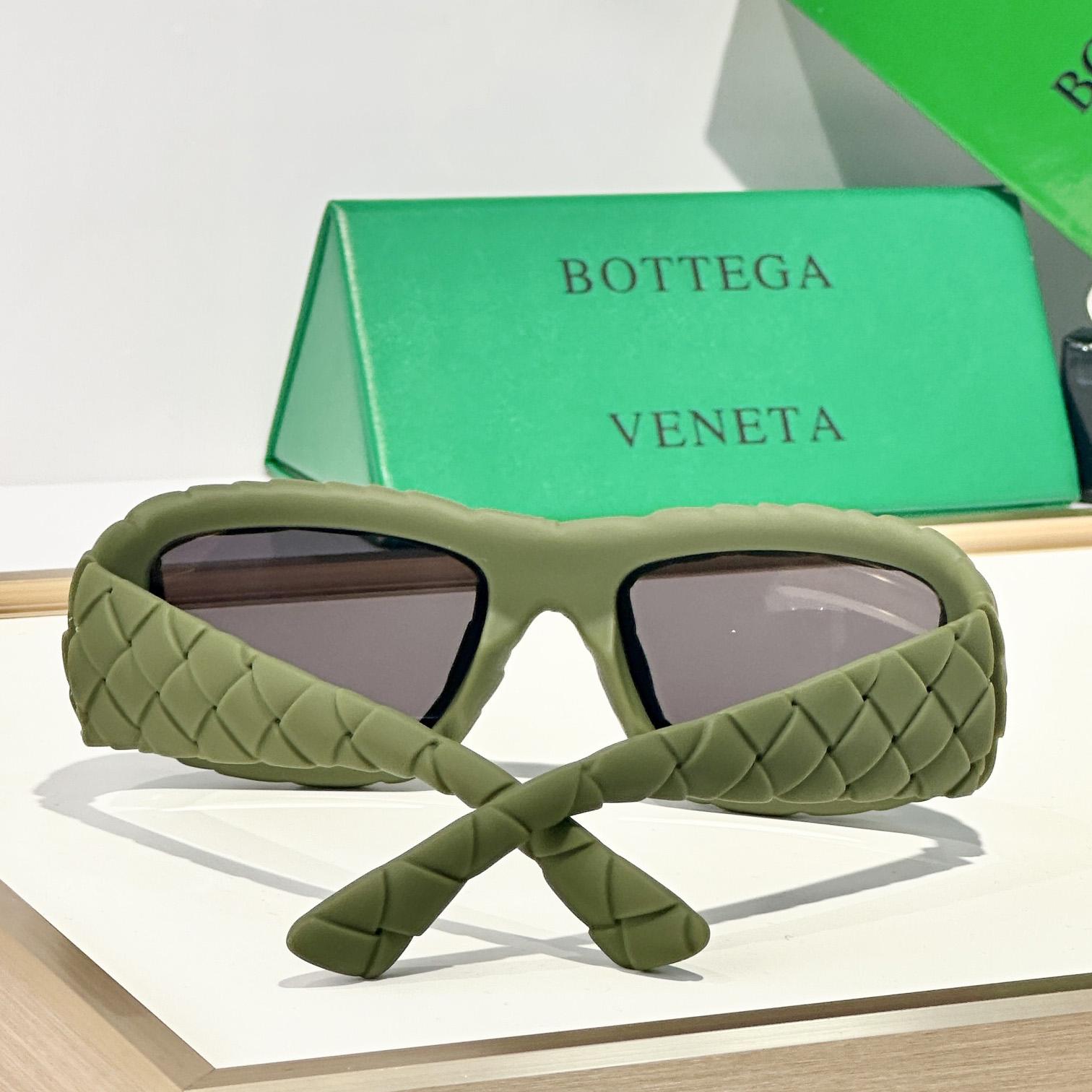 Bottega Veneta Intrecciato Rectangular Sunglasses   BV1303S - EUR FASHION