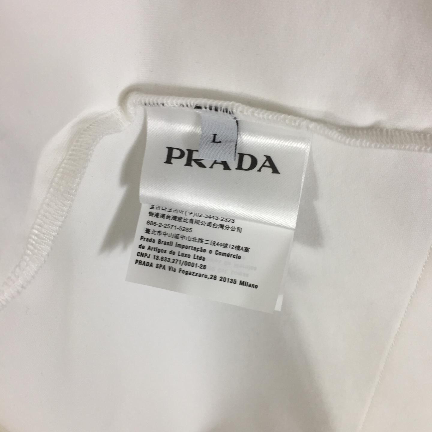 Prada Tee And Short - EUR FASHION