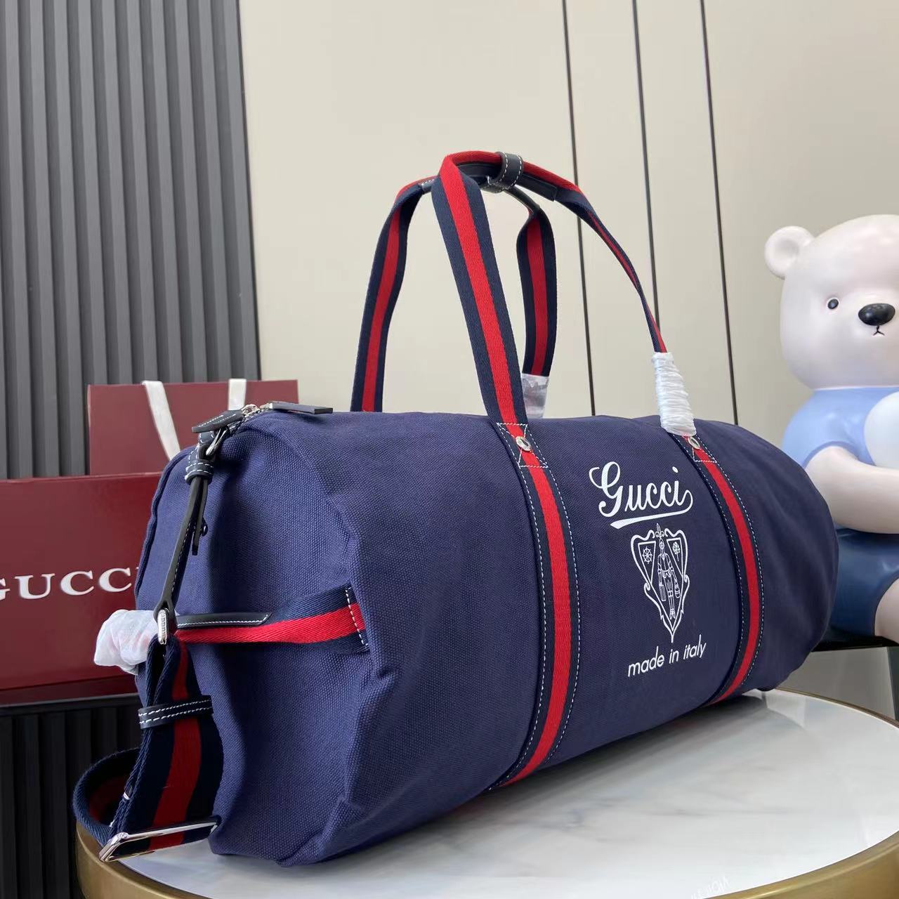Gucci Large Printed Canvas Duffle Bag - EUR FASHION