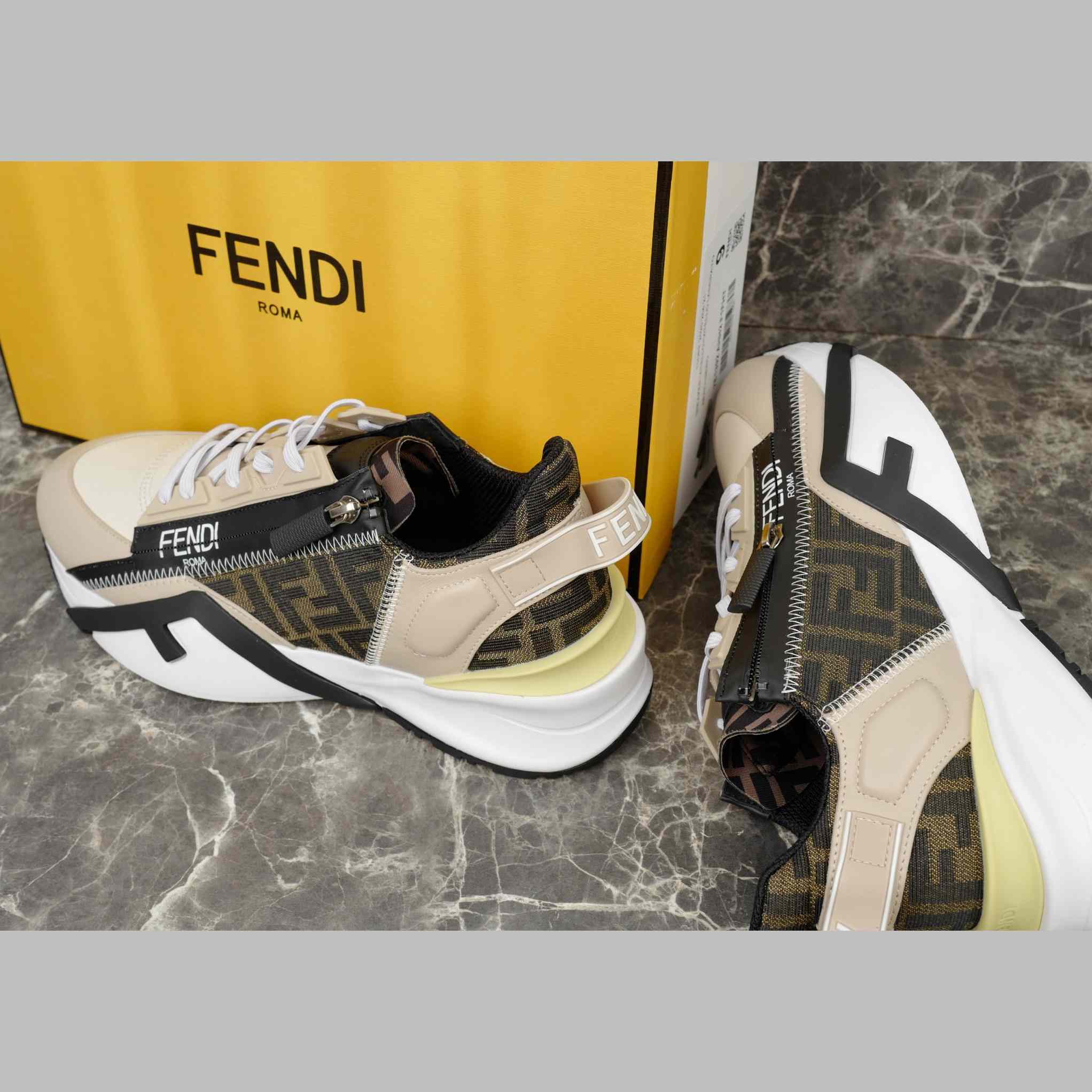Fendi Flow Sneakers  - EUR FASHION