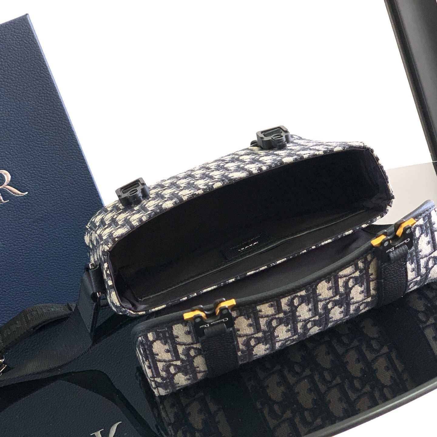 Dior Hit the Road Messenger Bag with Flap  - EUR FASHION