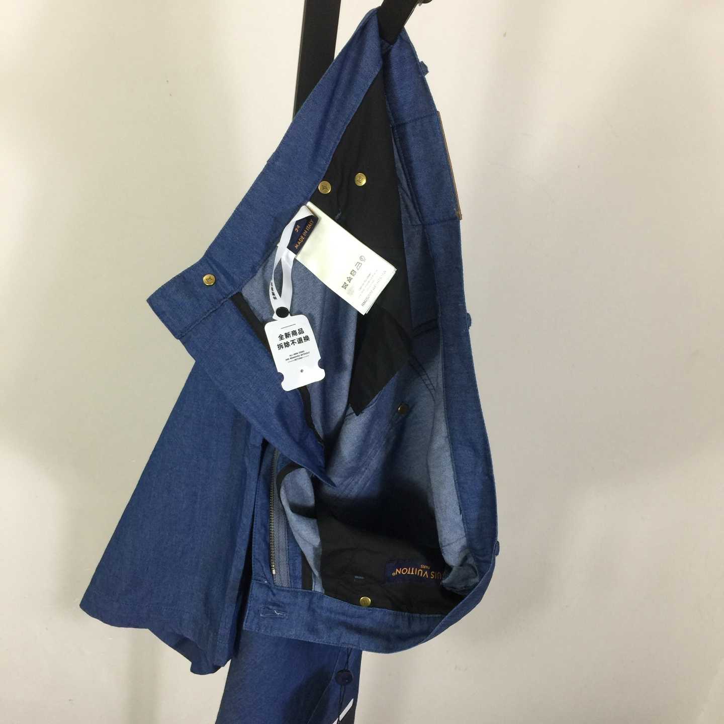 Louis Vuitton Embroidered Chambray Shorts   1AHVBT - EUR FASHION