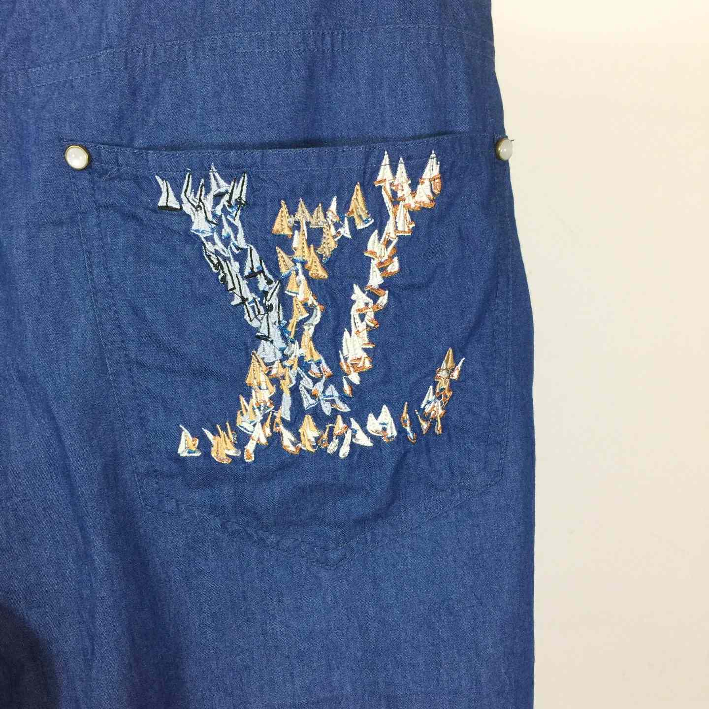 Louis Vuitton Embroidered Chambray Shorts   1AHVBT - EUR FASHION