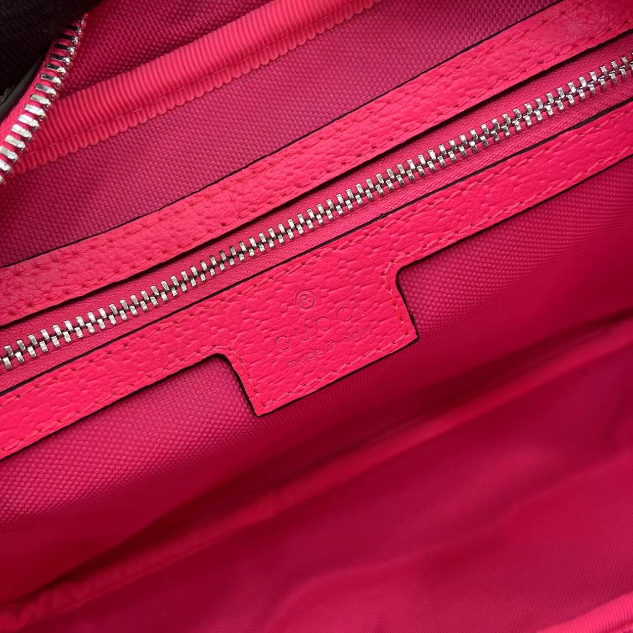 Gucci Medium Crossbody Bag With Print - EUR FASHION