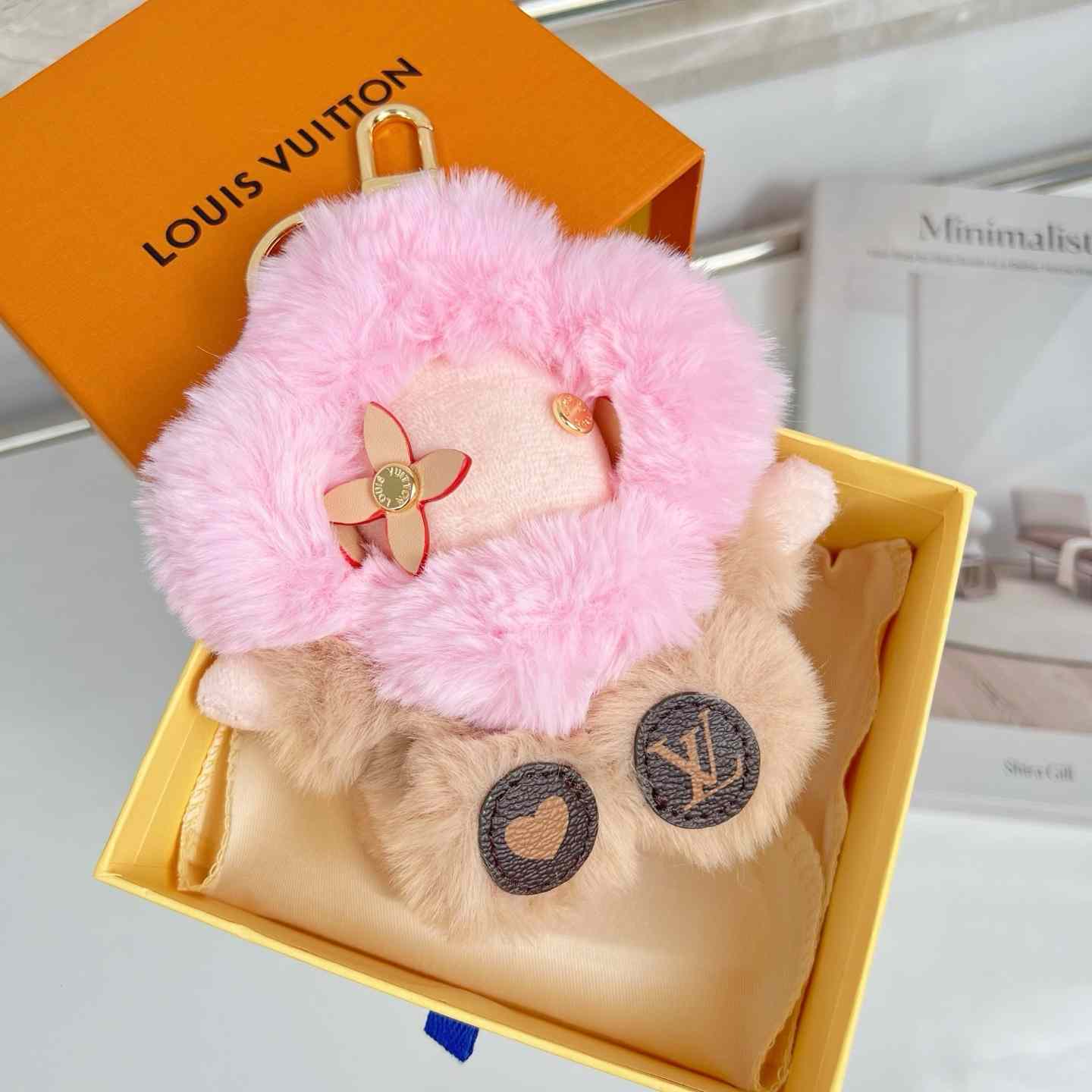 Louis Vuitton Vivienne Fashionista Bag Charm - EUR FASHION