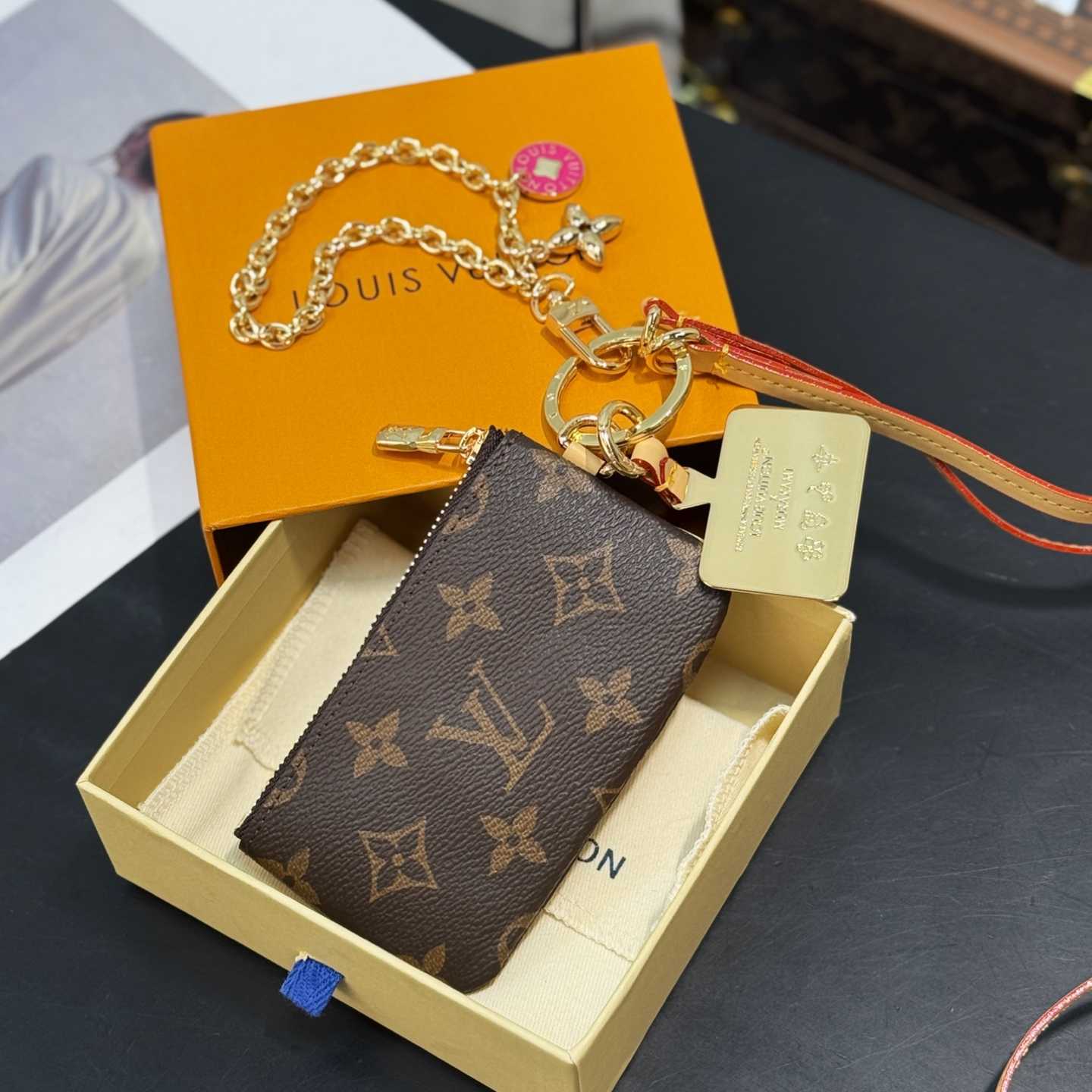 Louis Vuitton Monogram Phone Holder   - EUR FASHION
