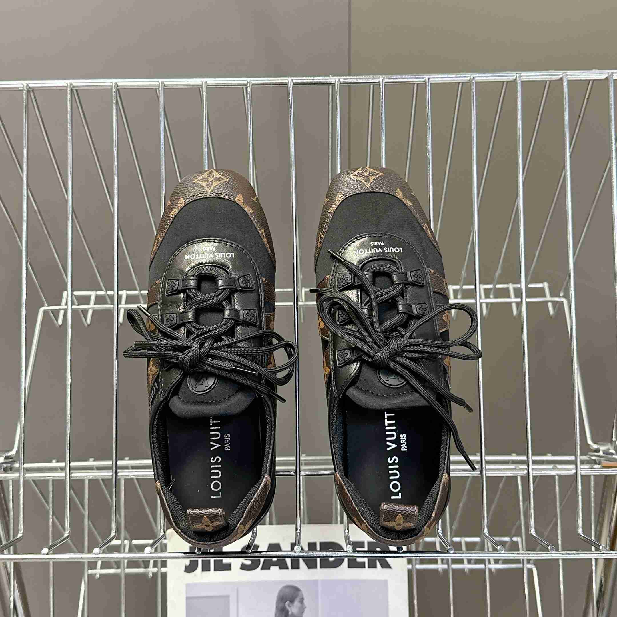 Louis Vuitton LV Sneakerina   1AHNDI - EUR FASHION