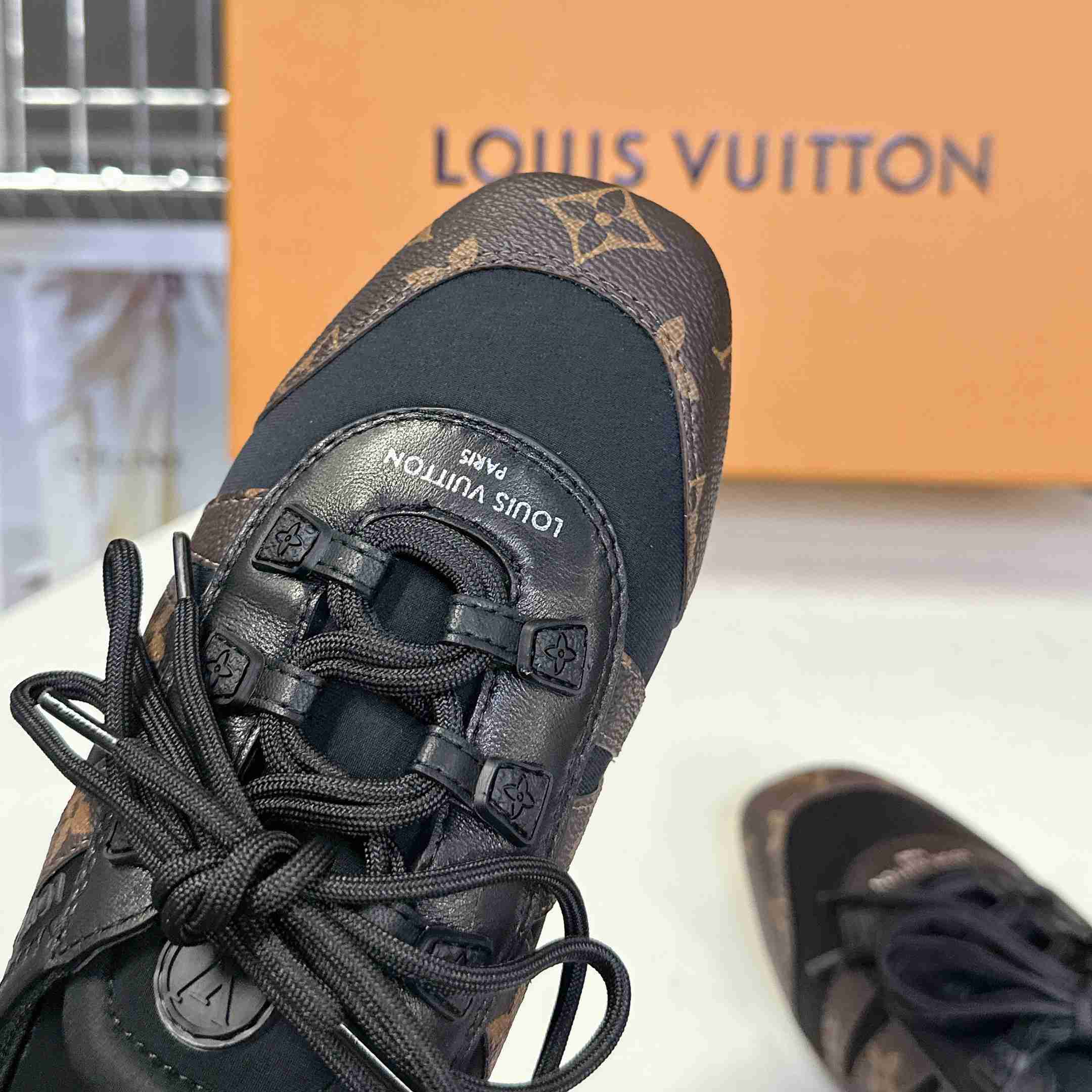 Louis Vuitton LV Sneakerina   1AHNDI - EUR FASHION
