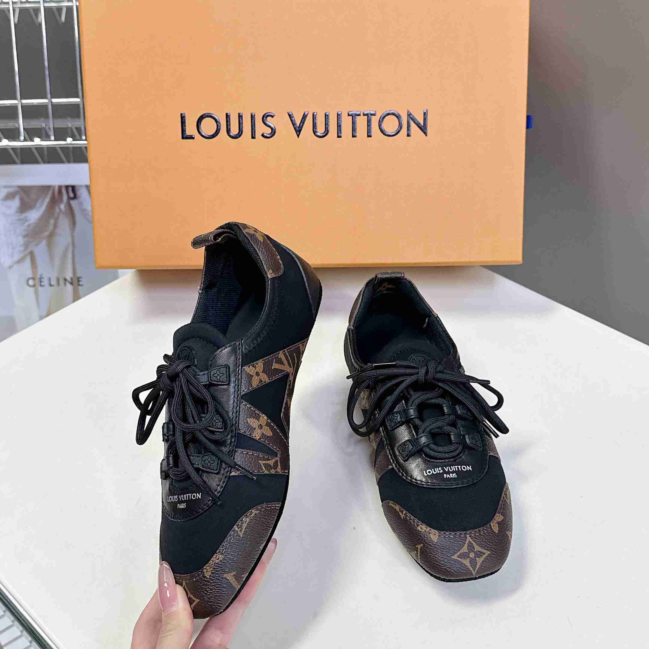 Louis Vuitton LV Sneakerina   1AHNDI - EUR FASHION