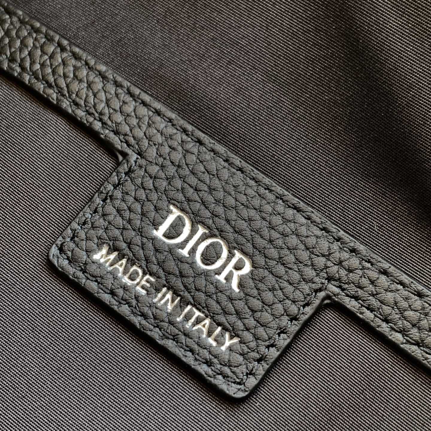 Dior 8 Belt Bag  - EUR FASHION