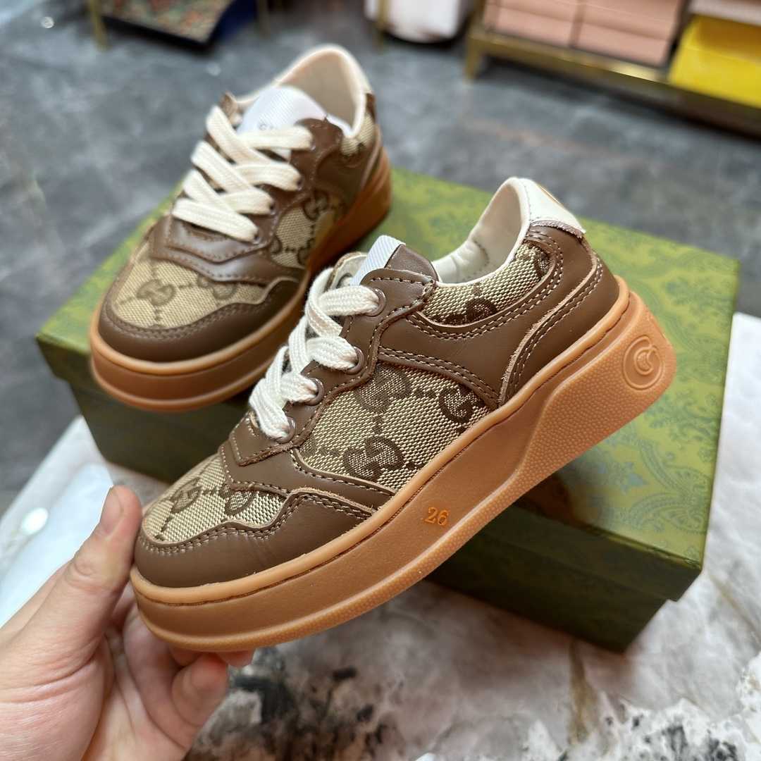  - EUR FASHION