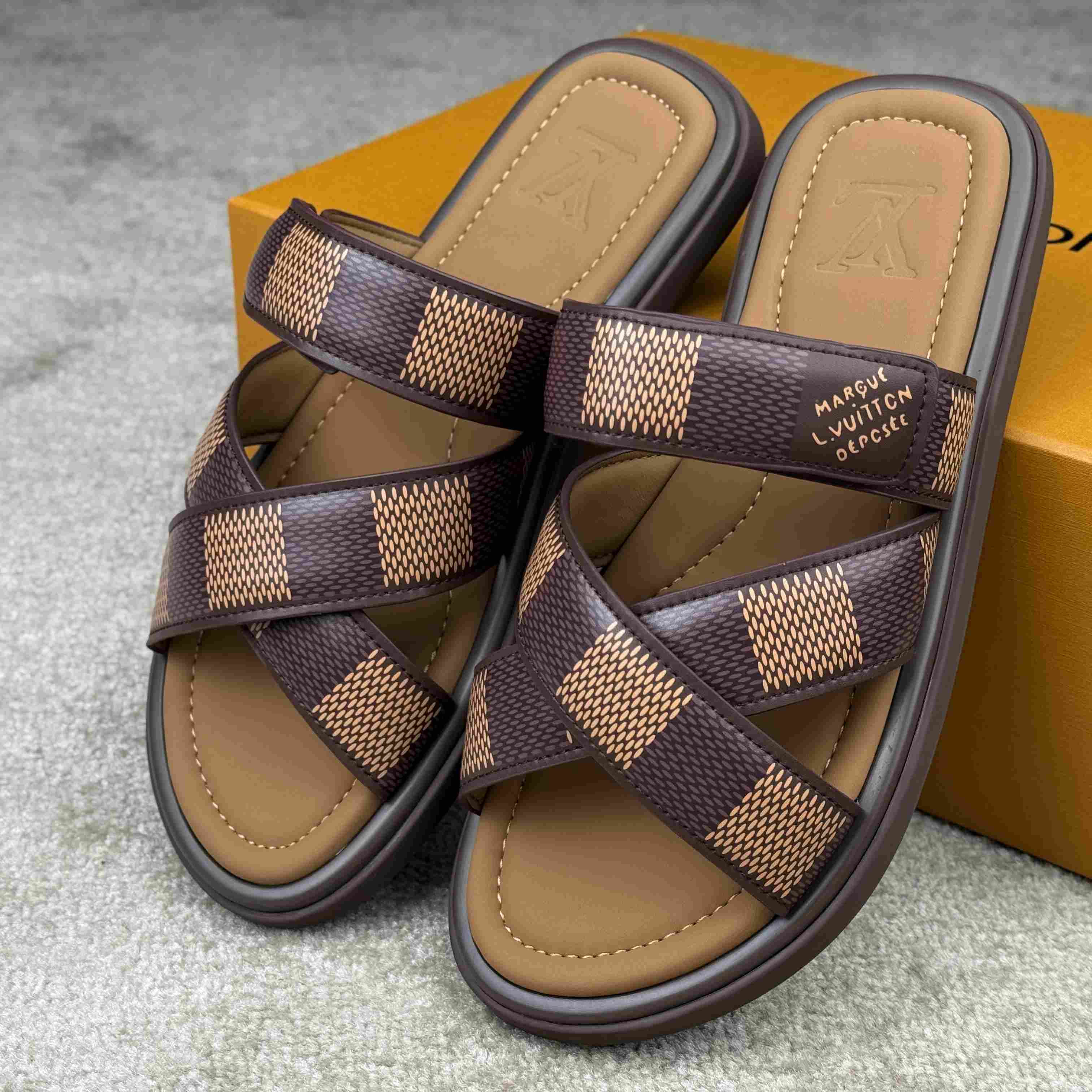 Louis Vuitton LV Venice Mule    1ACRJB - EUR FASHION