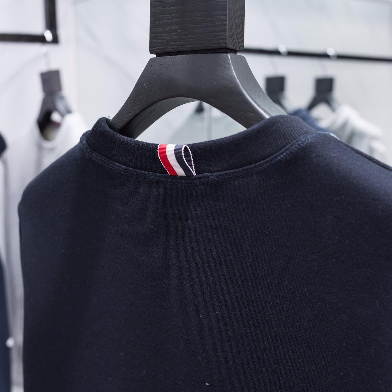 Thom Browne Stripe Sleeve Sweatshirt   TB22 - EUR FASHION