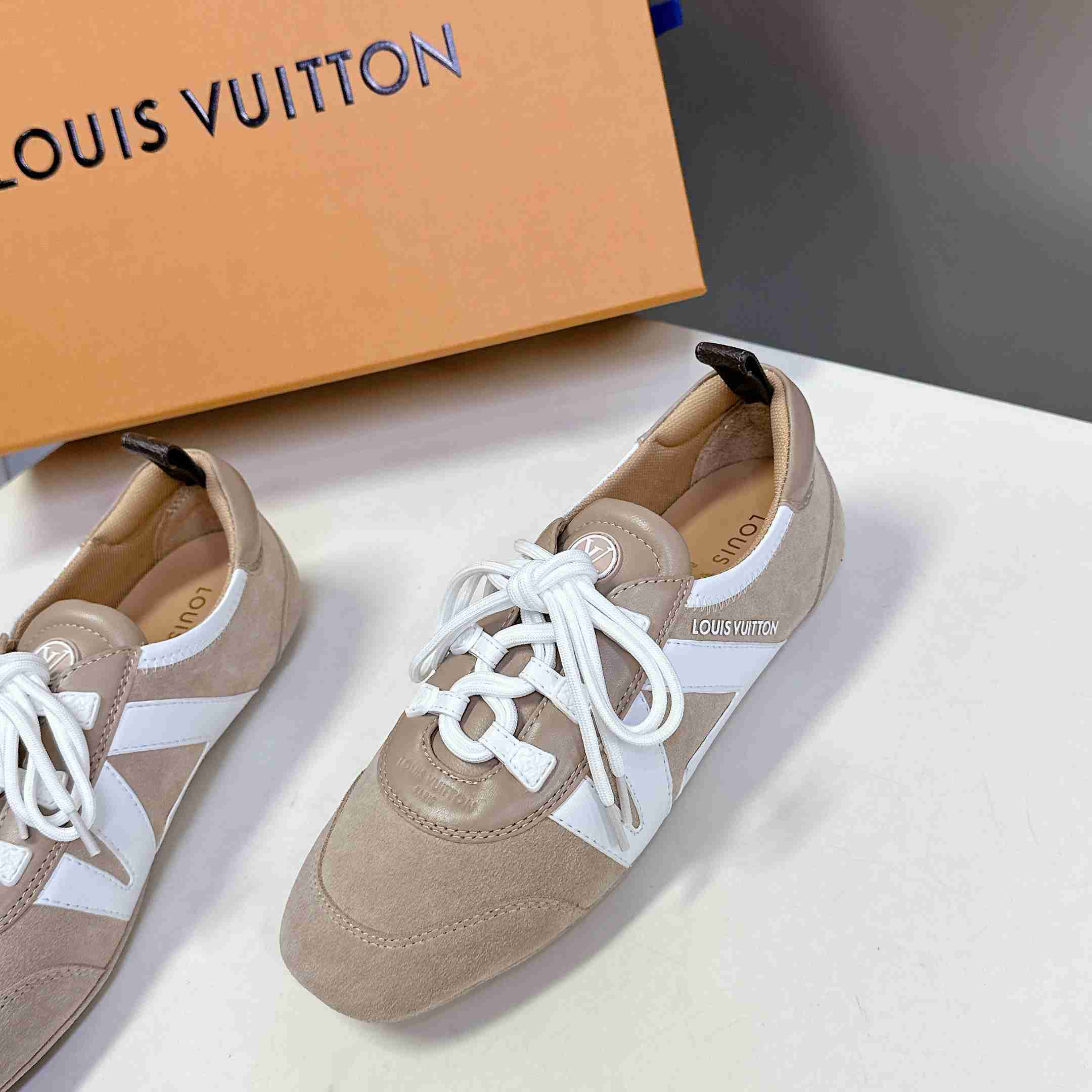 Louis Vuitton LV Sneakerina   1AHNFA - EUR FASHION