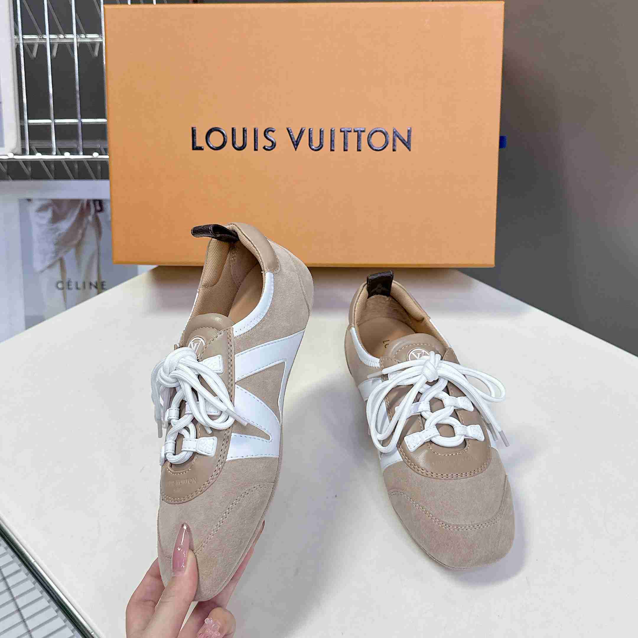 Louis Vuitton LV Sneakerina   1AHNFA - EUR FASHION
