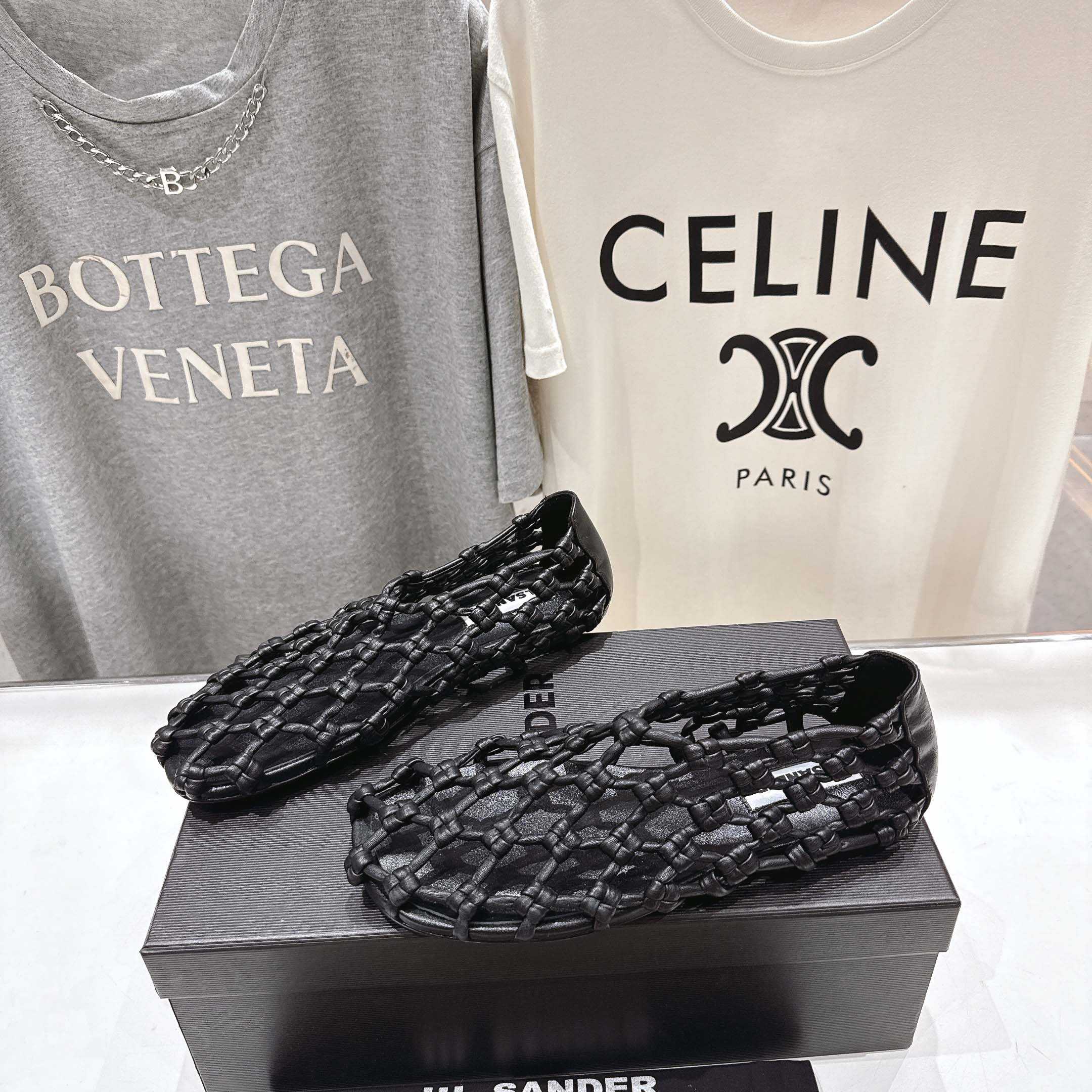  - EUR FASHION