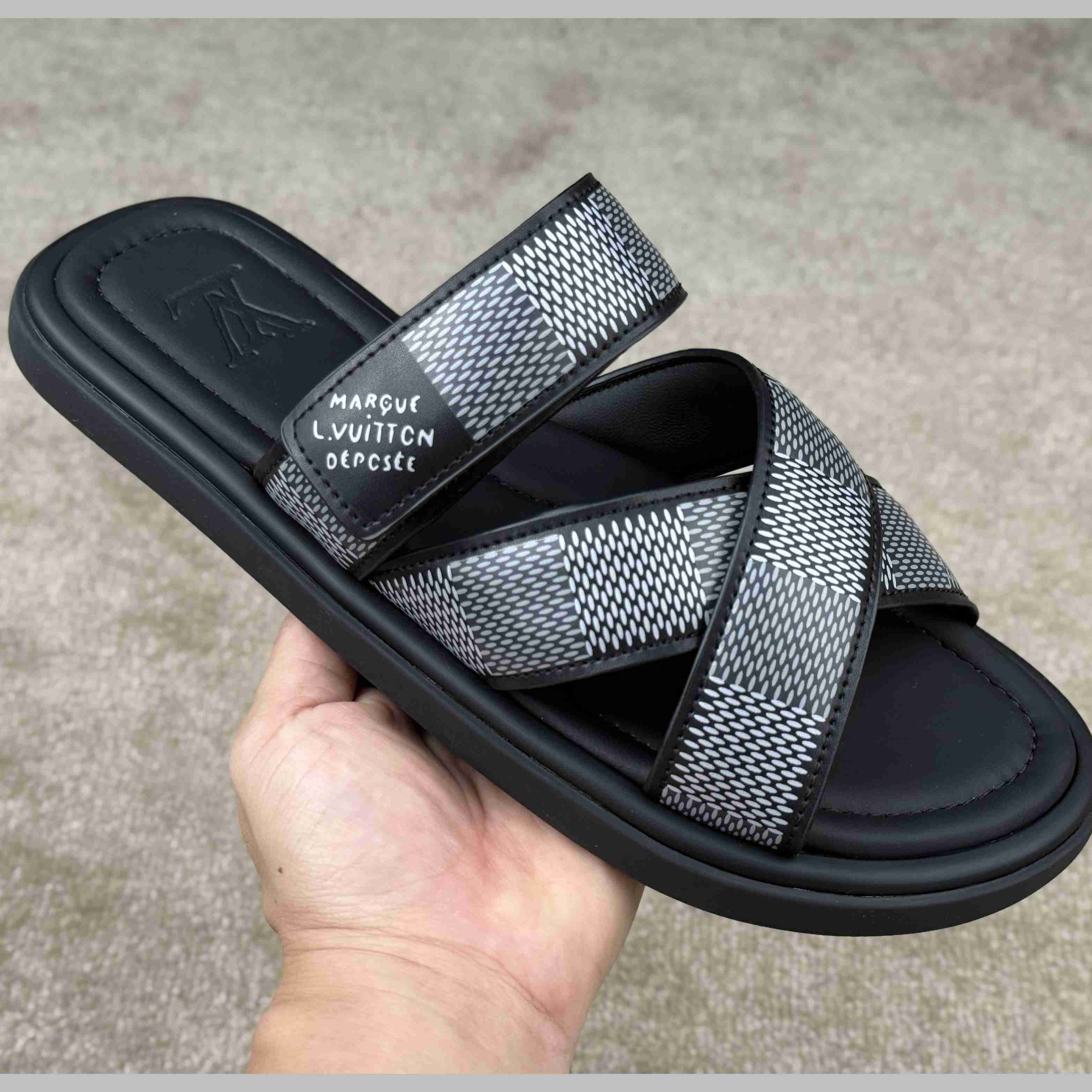 Louis Vuitton LV Venice Mule    1ACRIV - EUR FASHION