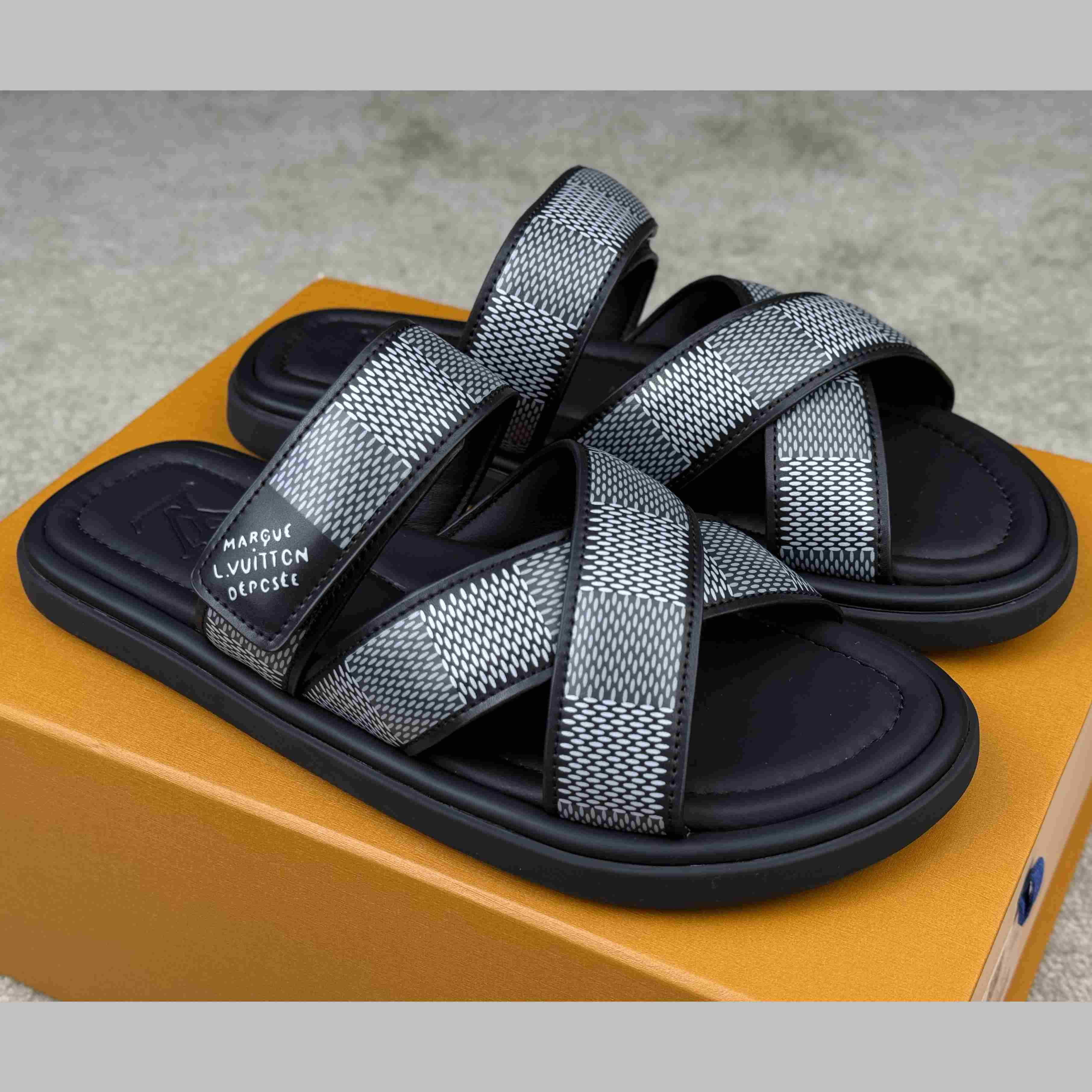 Louis Vuitton LV Venice Mule    1ACRIV - EUR FASHION