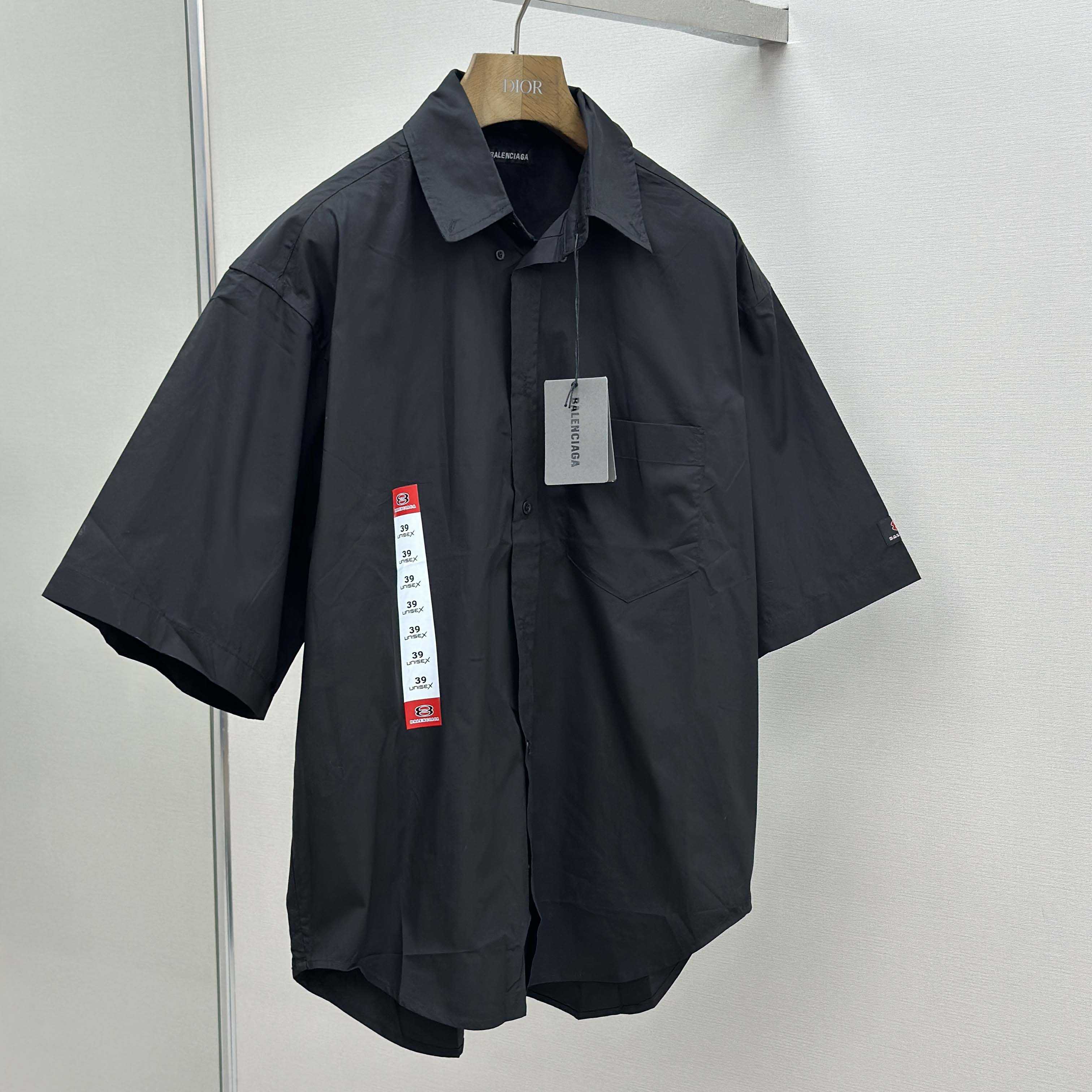 Balenciaga Workwear Short Sleeve Large Fit Shirt In Black - EUR FASHION
