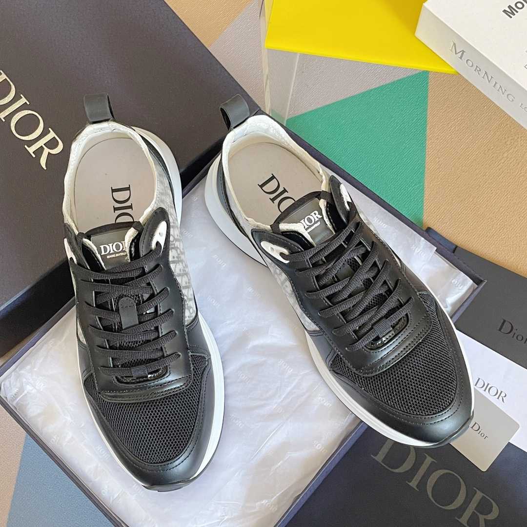 Dior B25 Runner Sneaker   - EUR FASHION