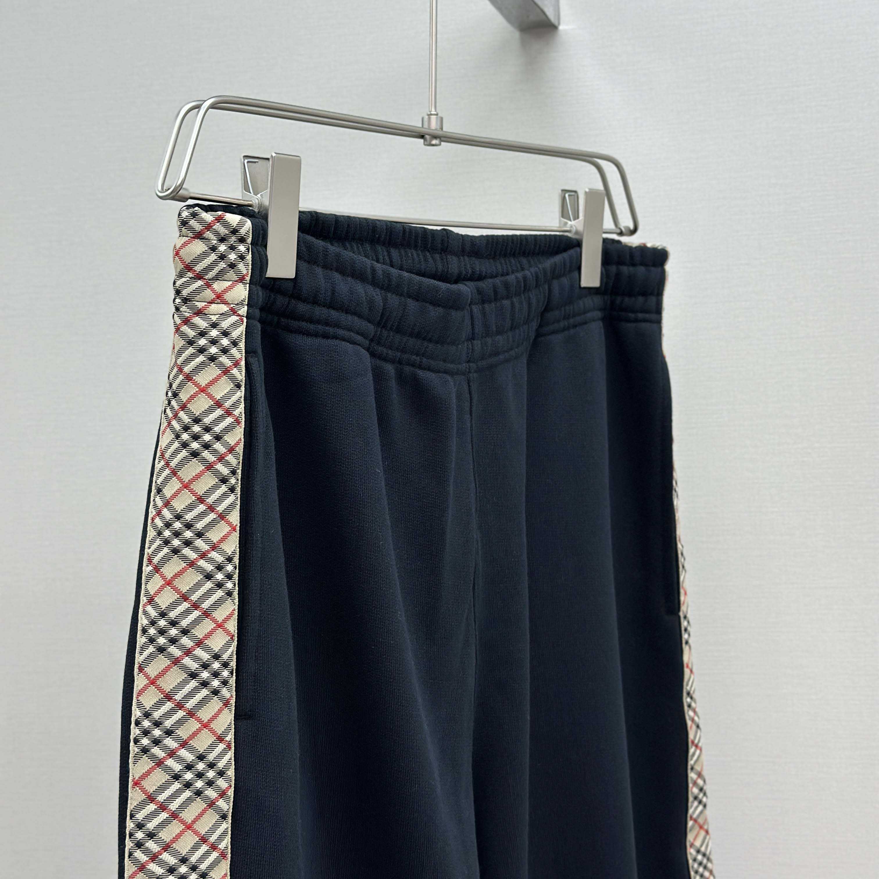 Burberry Check Trim Cotton Jogging Pants - EUR FASHION