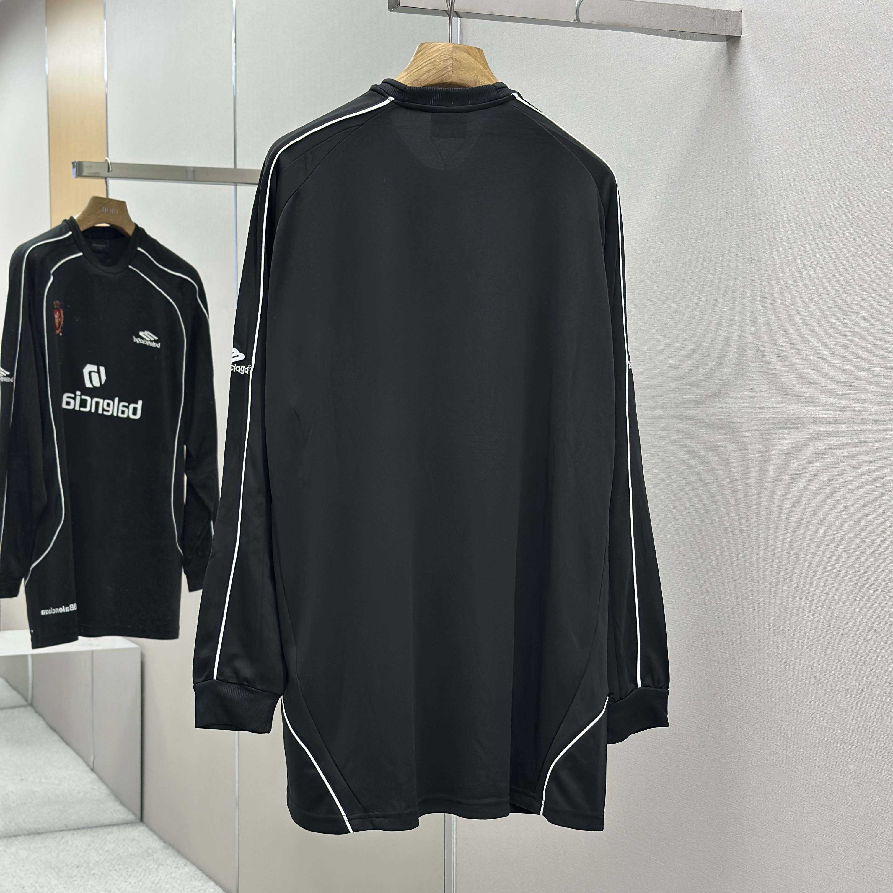 Balenciaga Paris Black Long Sleeve Soccer Jersey - EUR FASHION