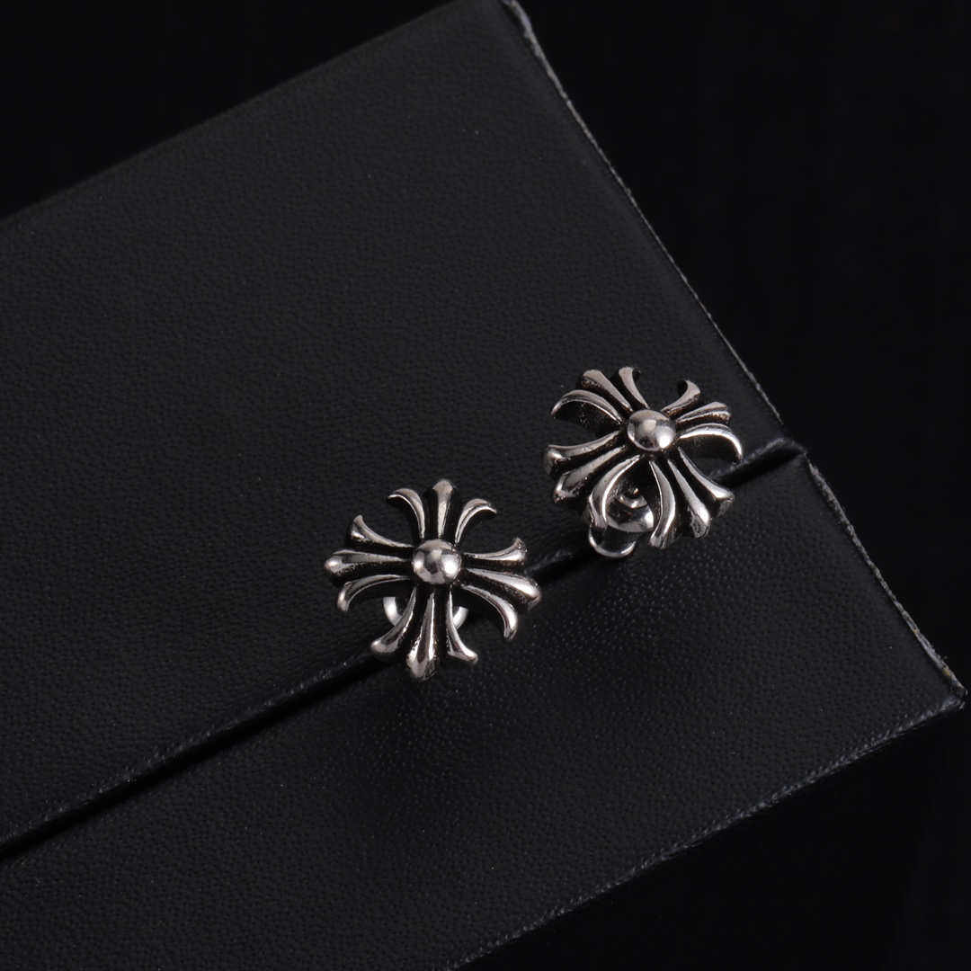Chrome Heart Earrings - EUR FASHION