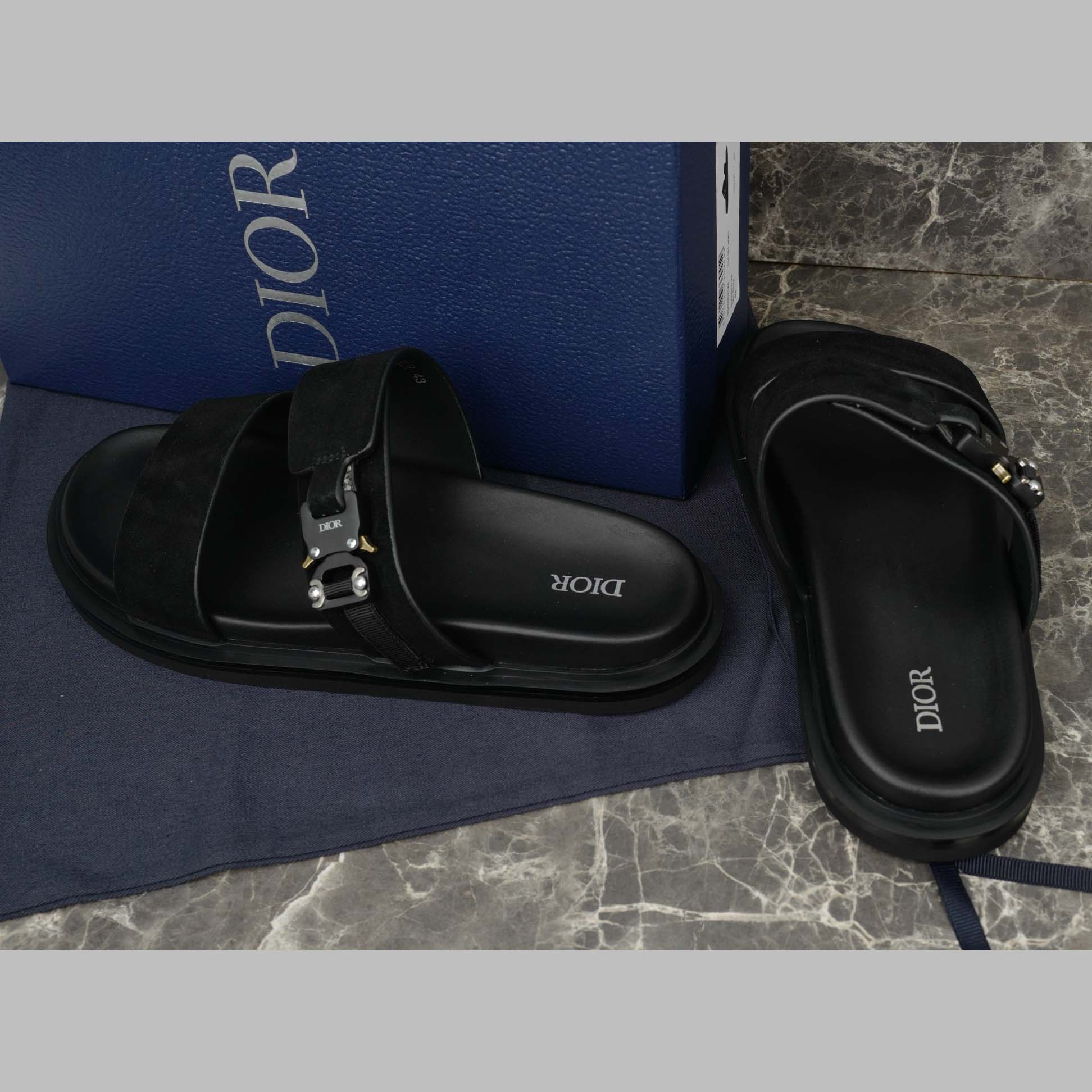 Dior Aqua Sandal  - EUR FASHION