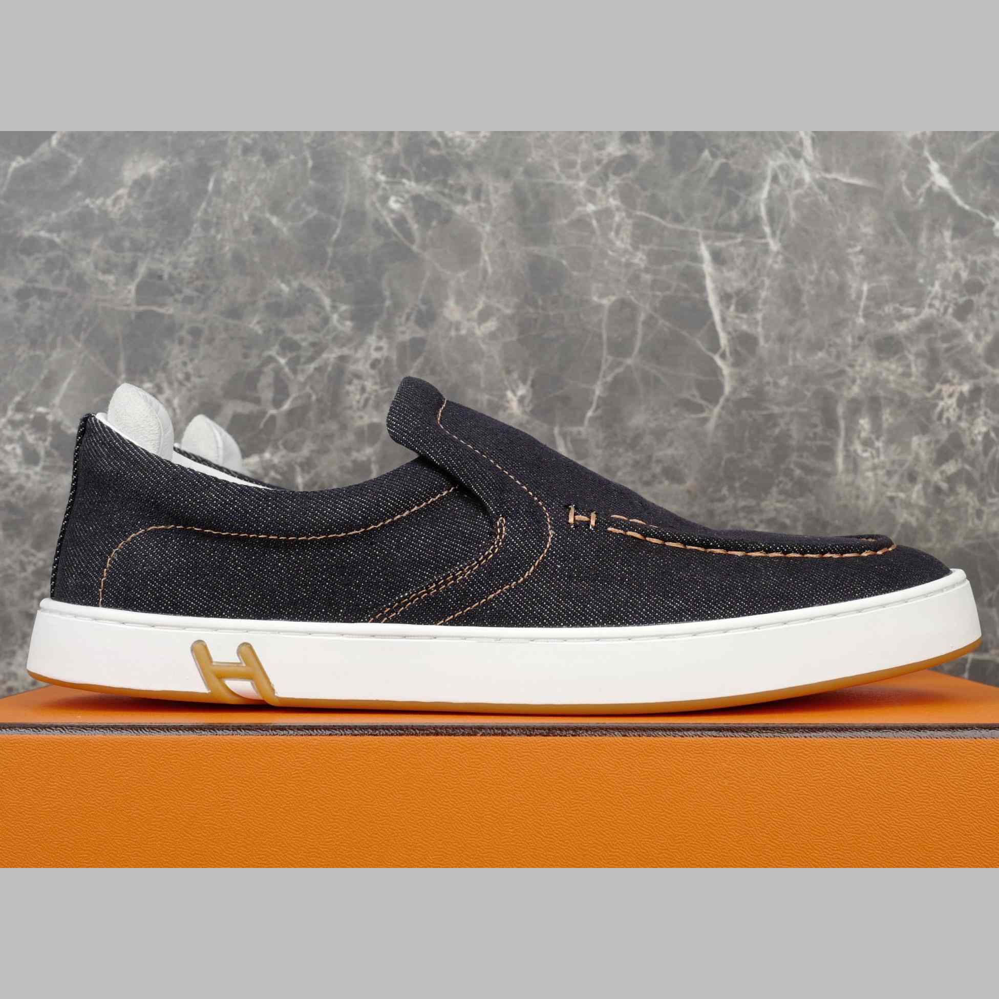 Hermes Kiddy Slip-on Sneaker - EUR FASHION