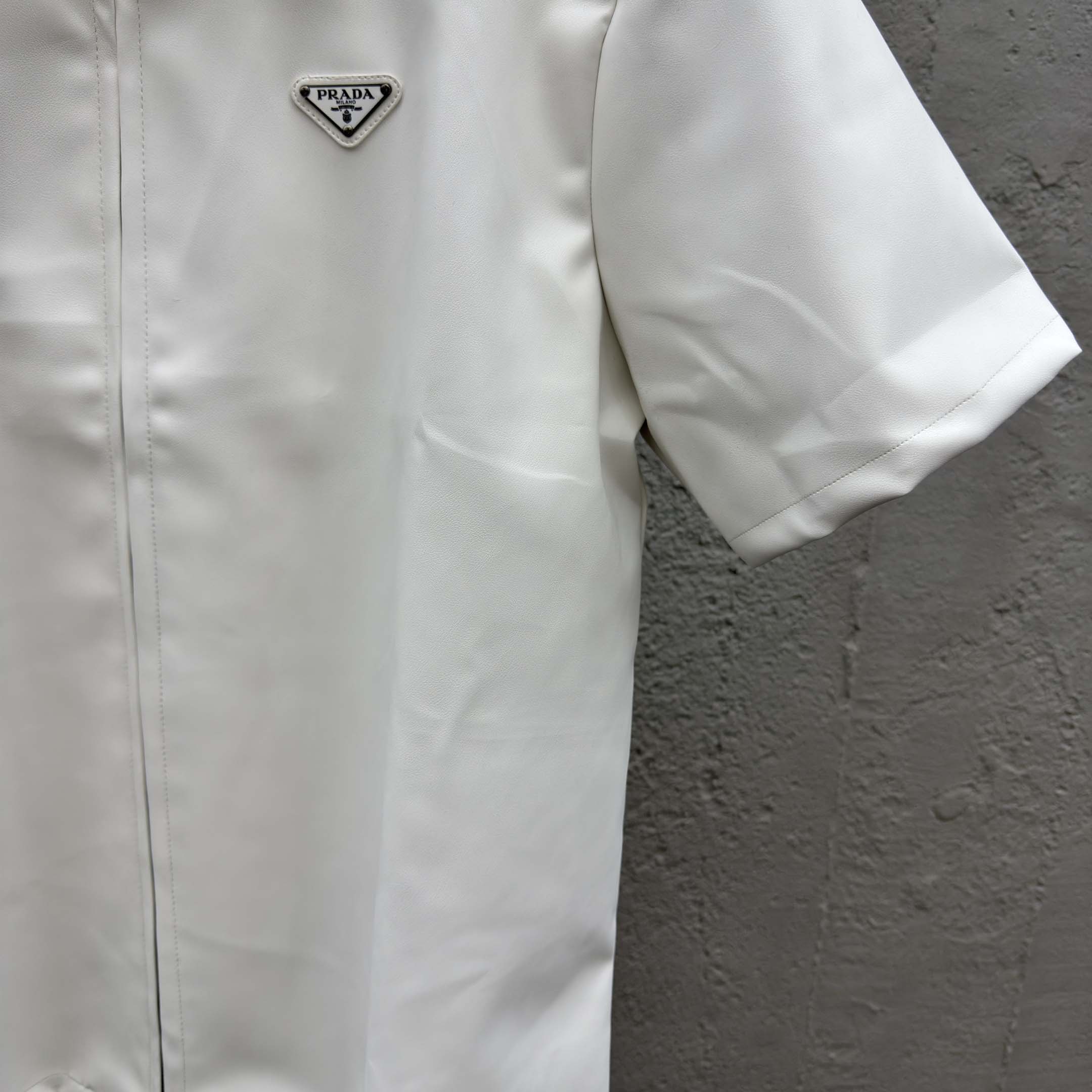 Prada Men's Nappa Leather Short-Sleeve Shirt - EUR FASHION
