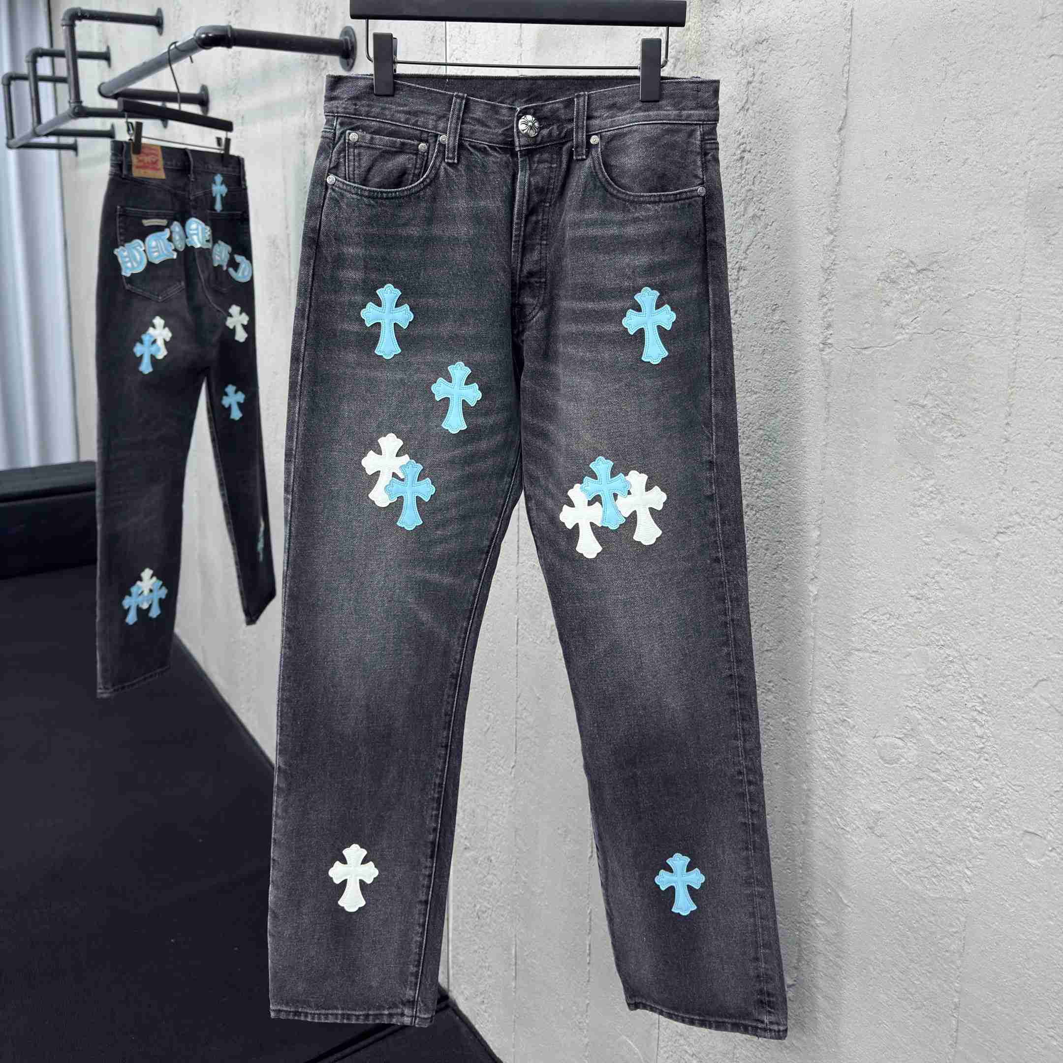  - EUR FASHION
