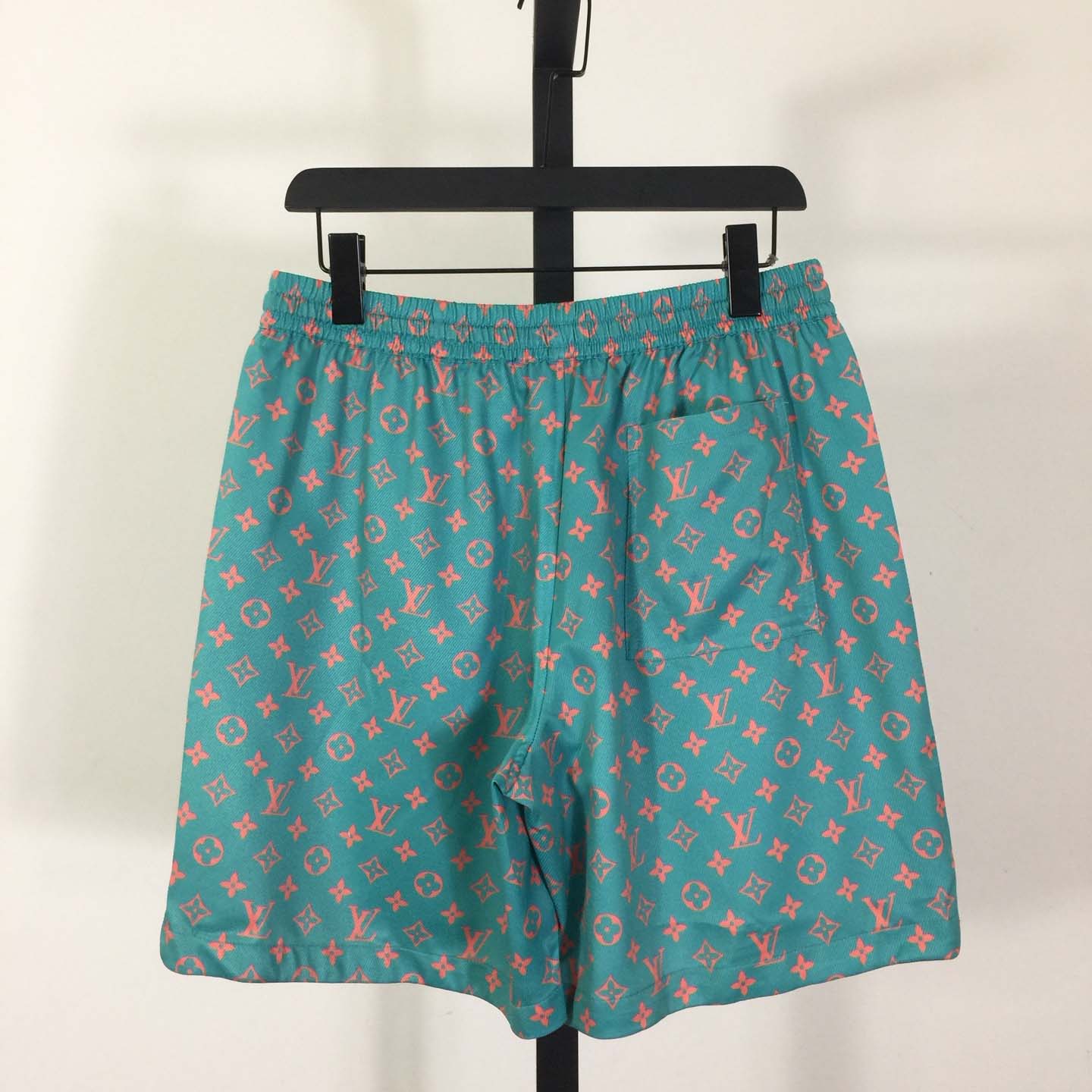 Louis Vuitton Monogram Silk Shorts   1AHVQI - EUR FASHION