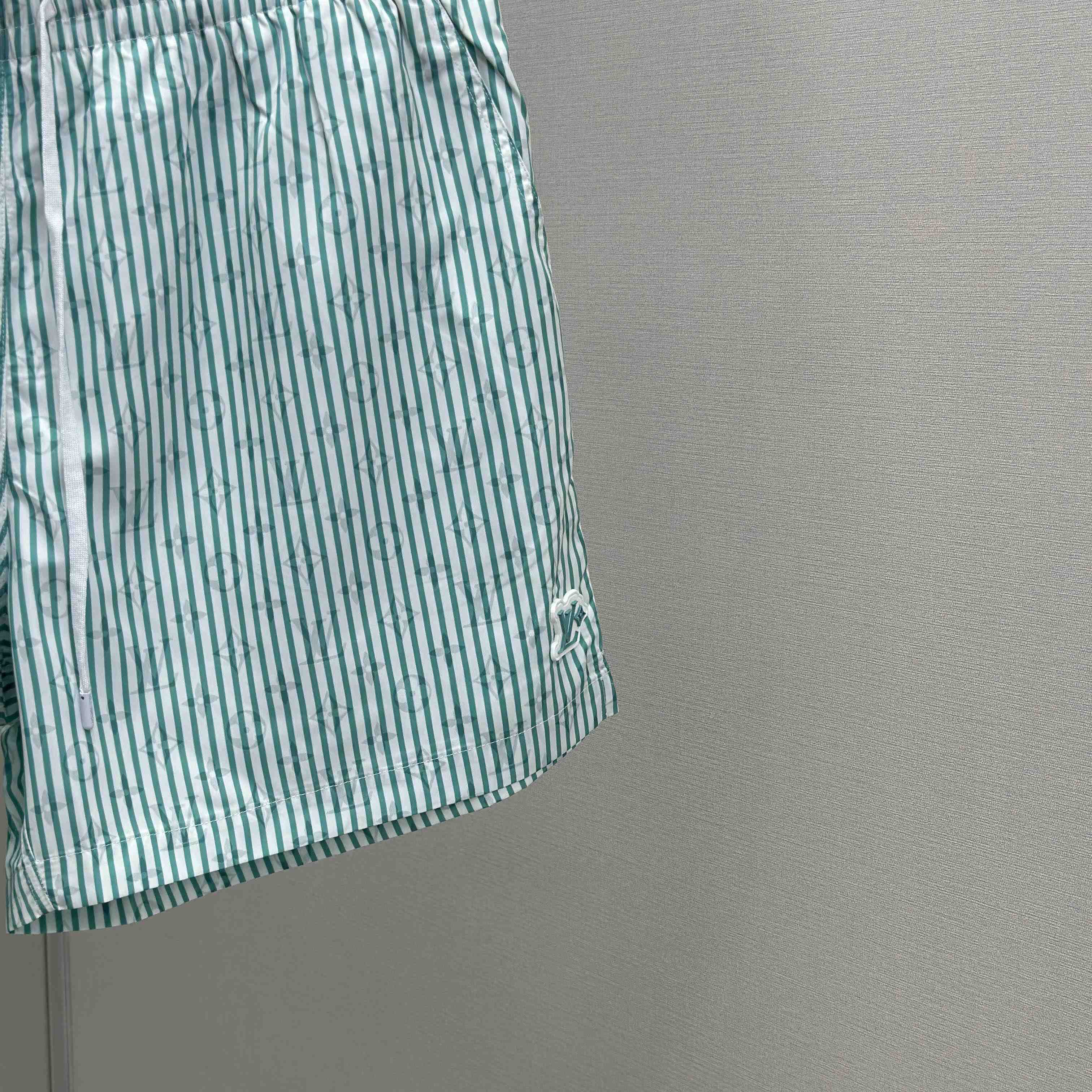 Louis Vuitton Monogram Striped Swim Shorts   1AHVZF-2 - EUR FASHION