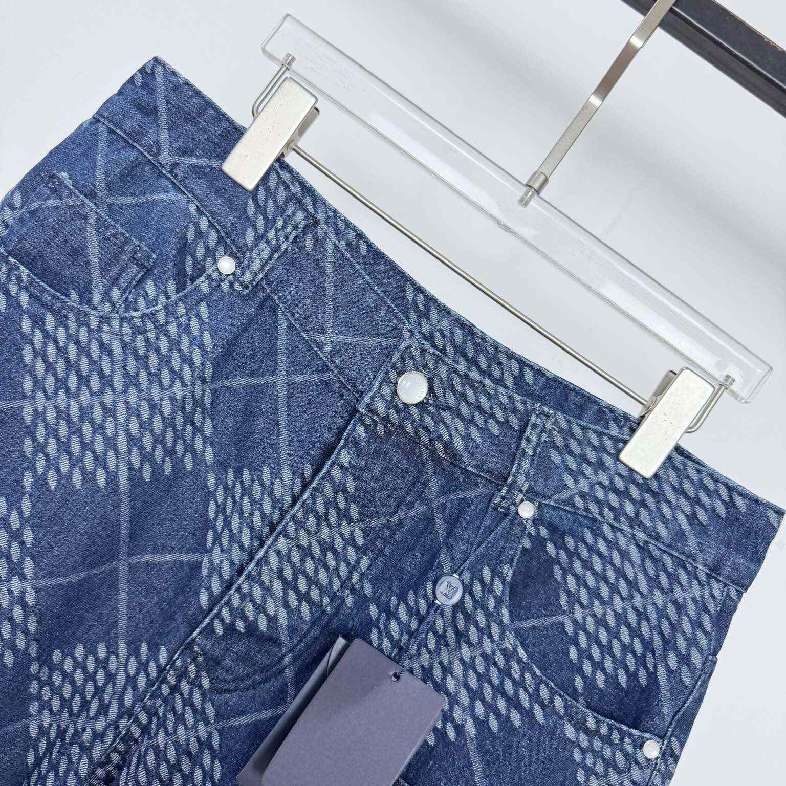 Louis Vuitton Denim Carpenter Shorts    1AGIWB - EUR FASHION