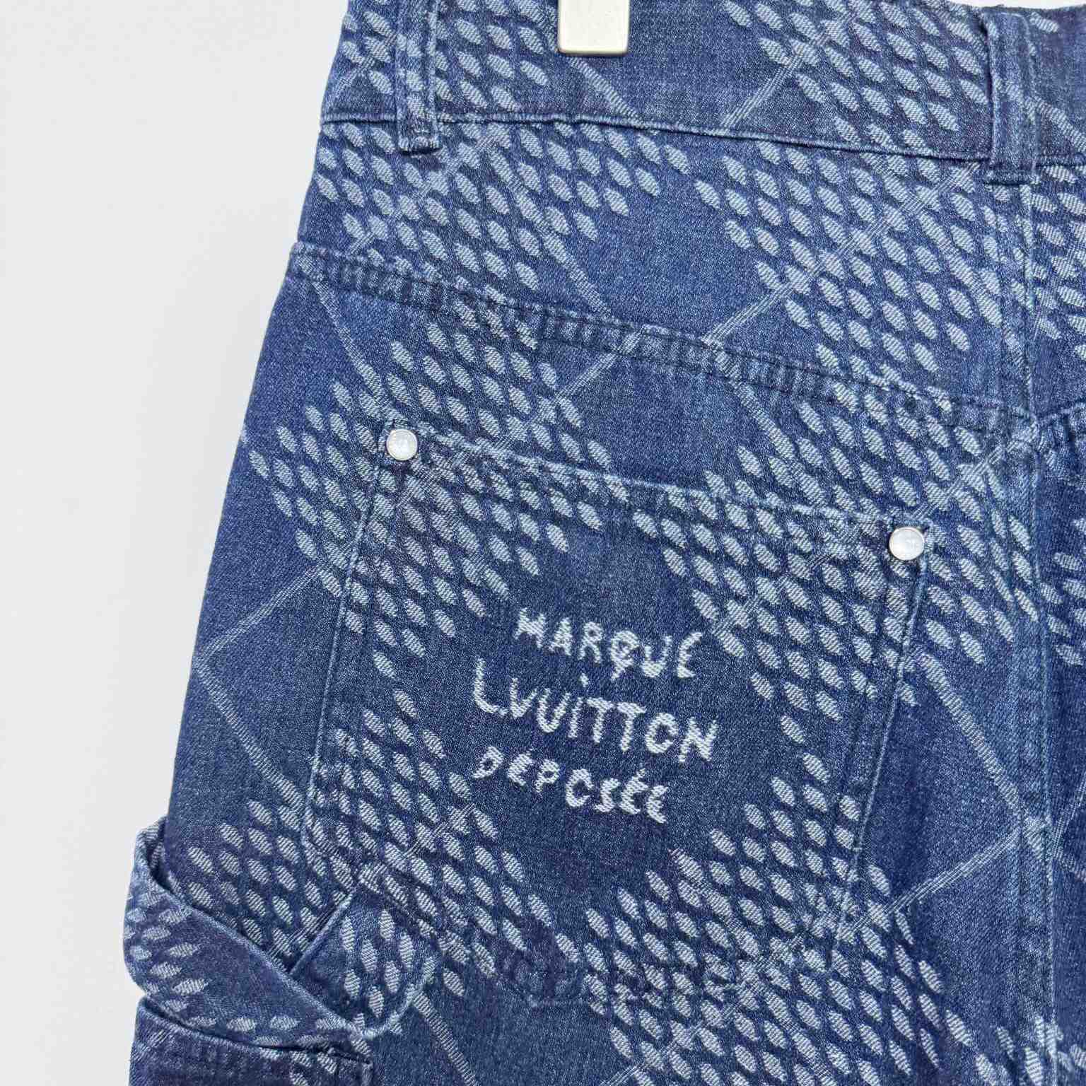 Louis Vuitton Denim Carpenter Shorts    1AGIWB - EUR FASHION