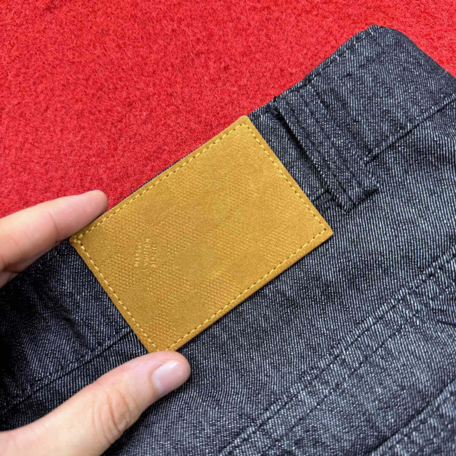 Louis Vuitton Chambray Shorts   1AHVC4 - EUR FASHION
