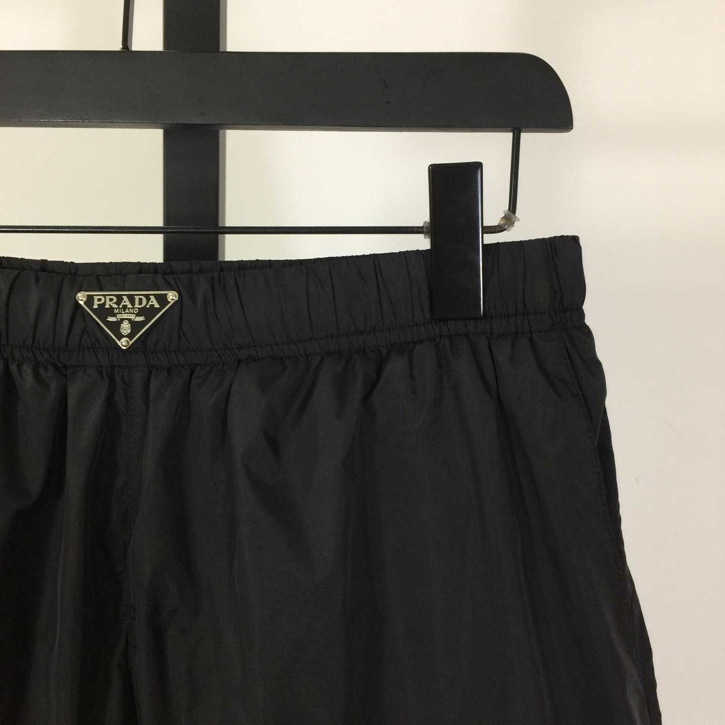 Prada Re-Nylon Shorts    - EUR FASHION