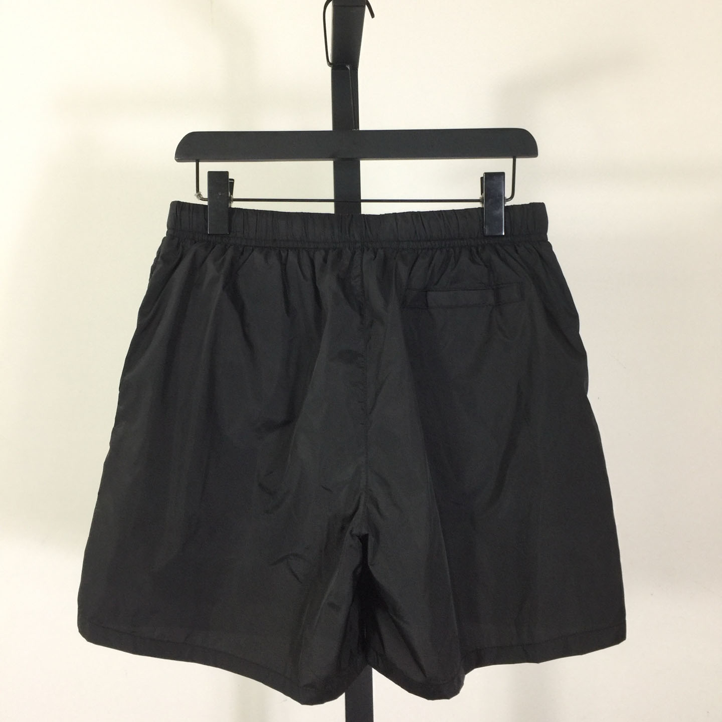 Prada Re-Nylon Shorts    - EUR FASHION
