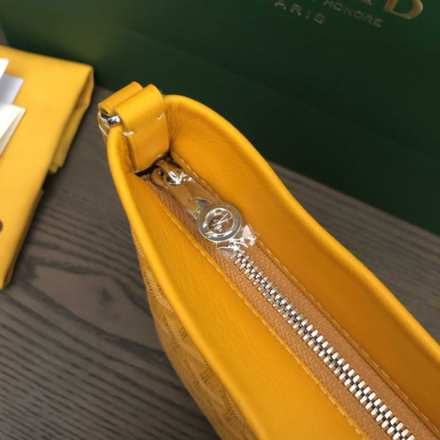 Goyard Conti Pouch - EUR FASHION
