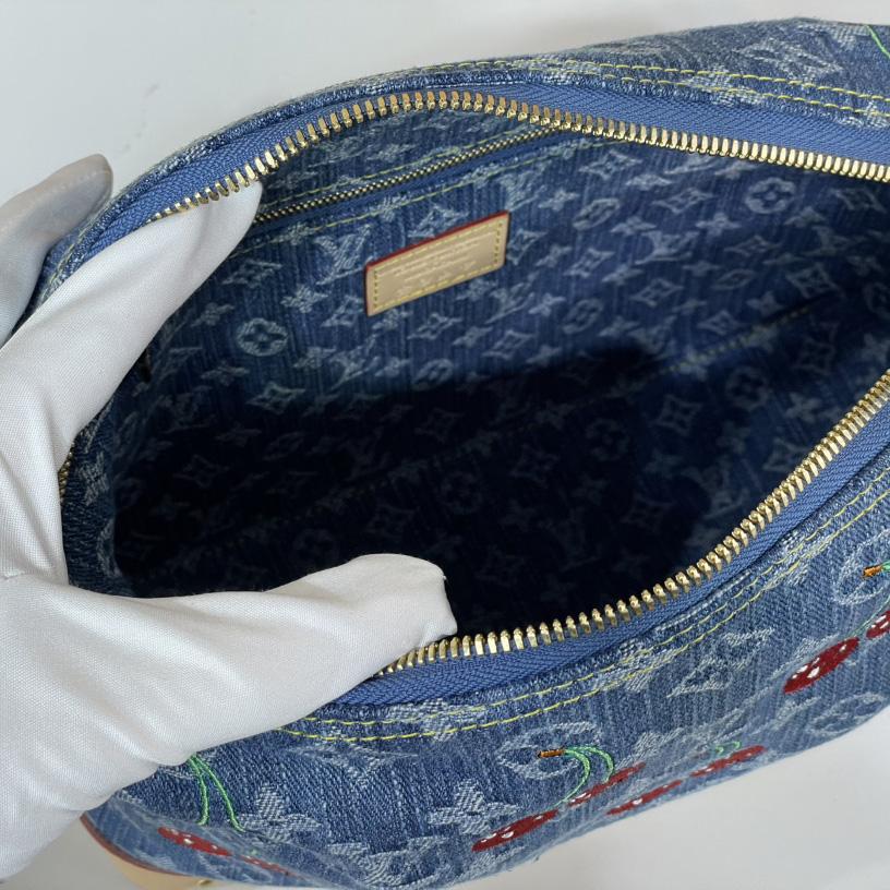 Louis Vuitton LV x TM Cosmetic Pouch GM   M13893 - EUR FASHION